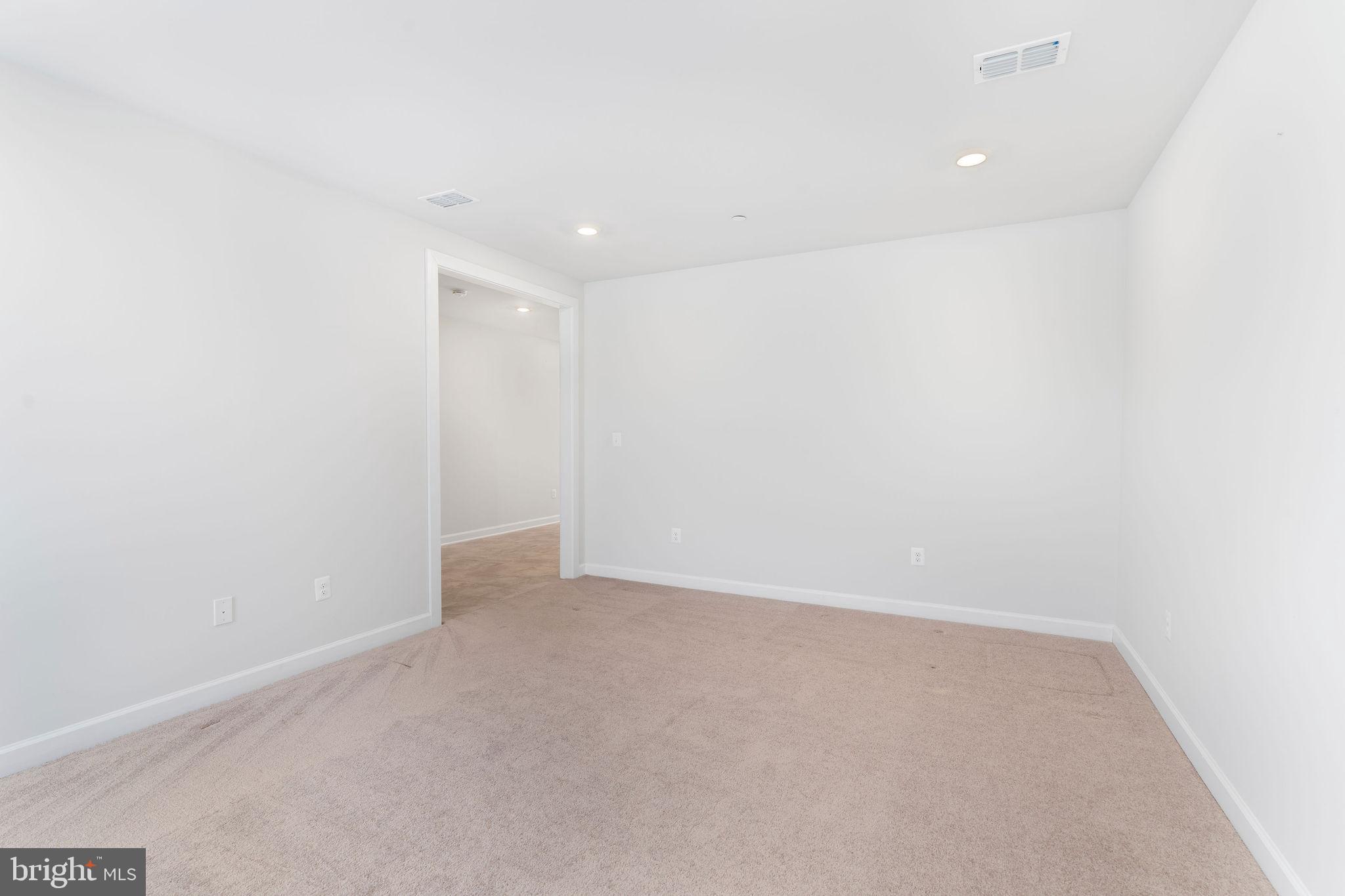 CEDAR CREEK - Residential