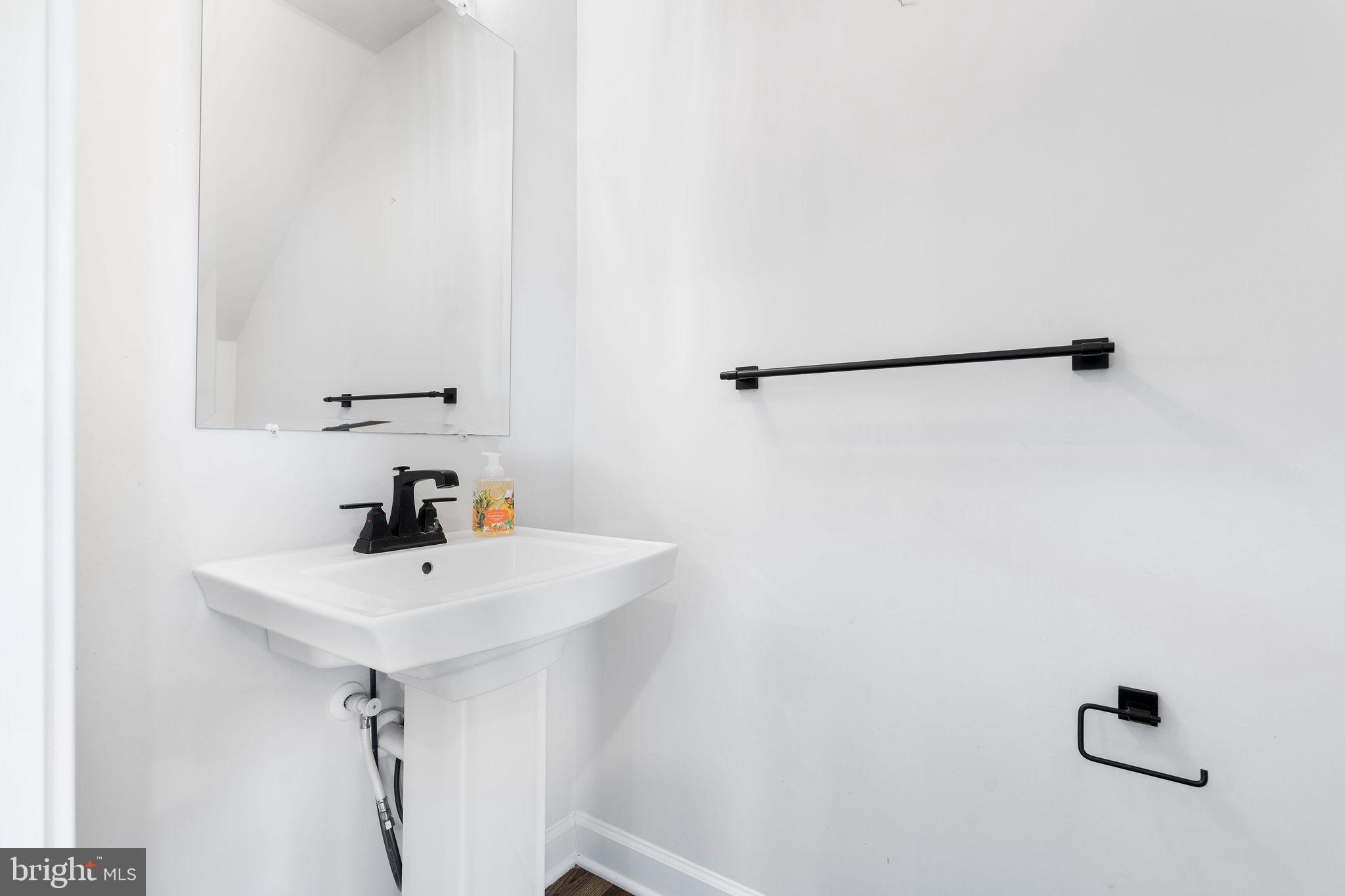 CEDAR CREEK - Residential