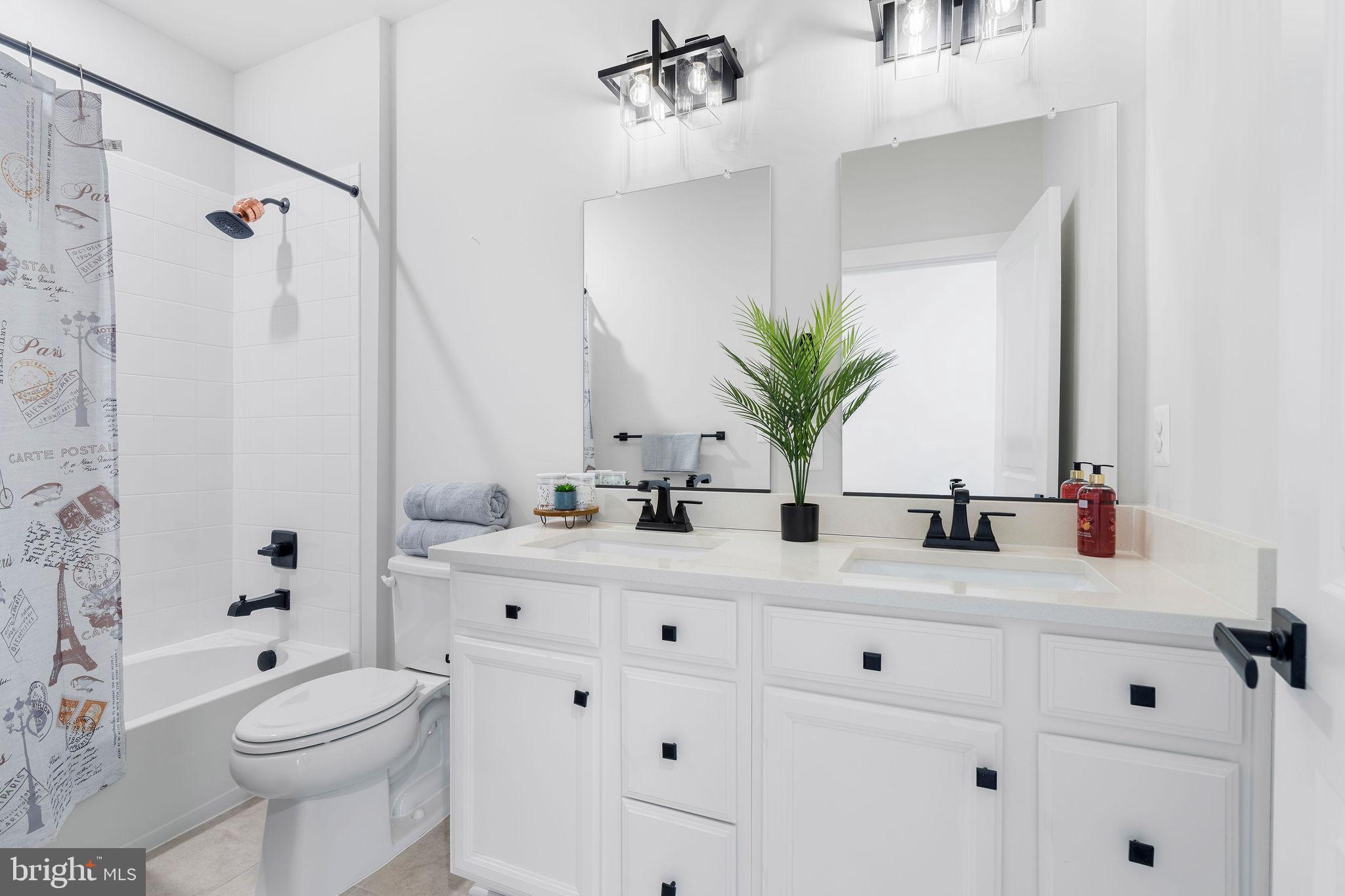 CEDAR CREEK - Residential