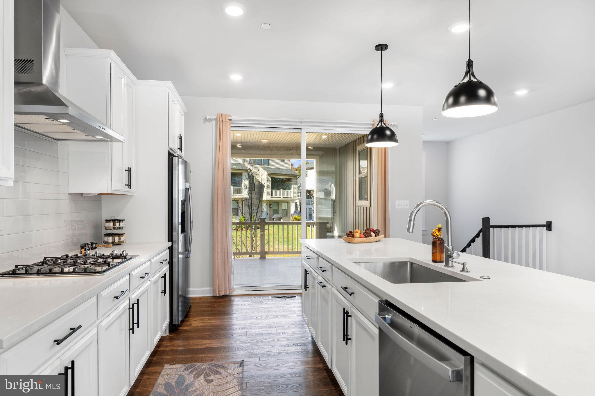 CEDAR CREEK - Residential