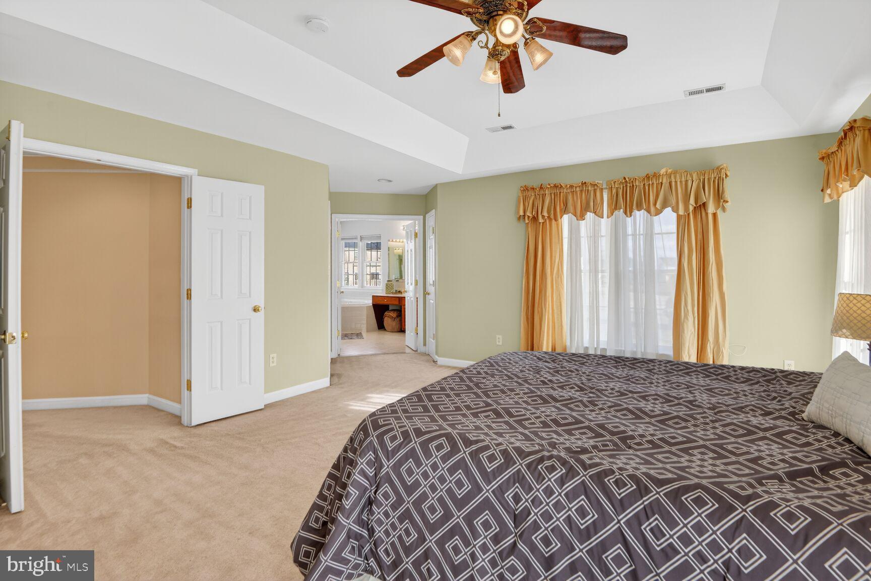 BRIARCLIFF MANOR - Residential