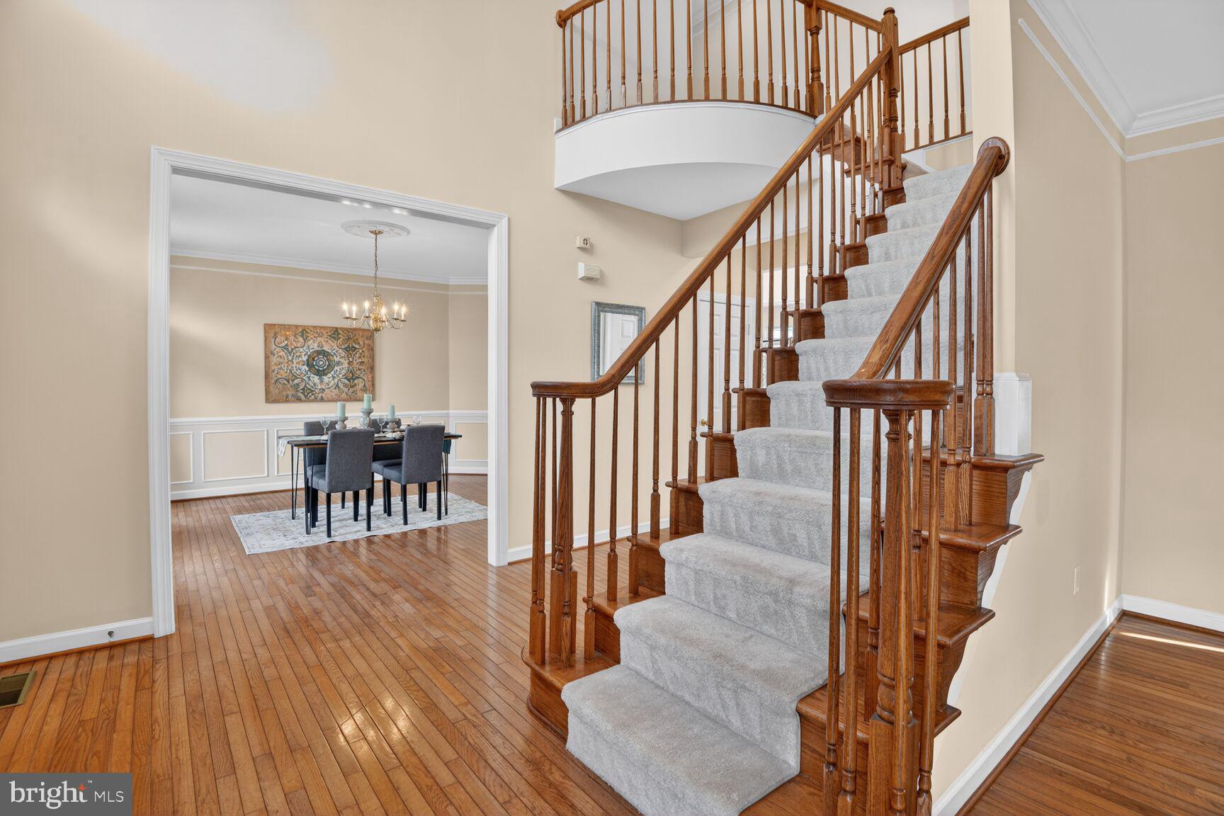 BRIARCLIFF MANOR - Residential