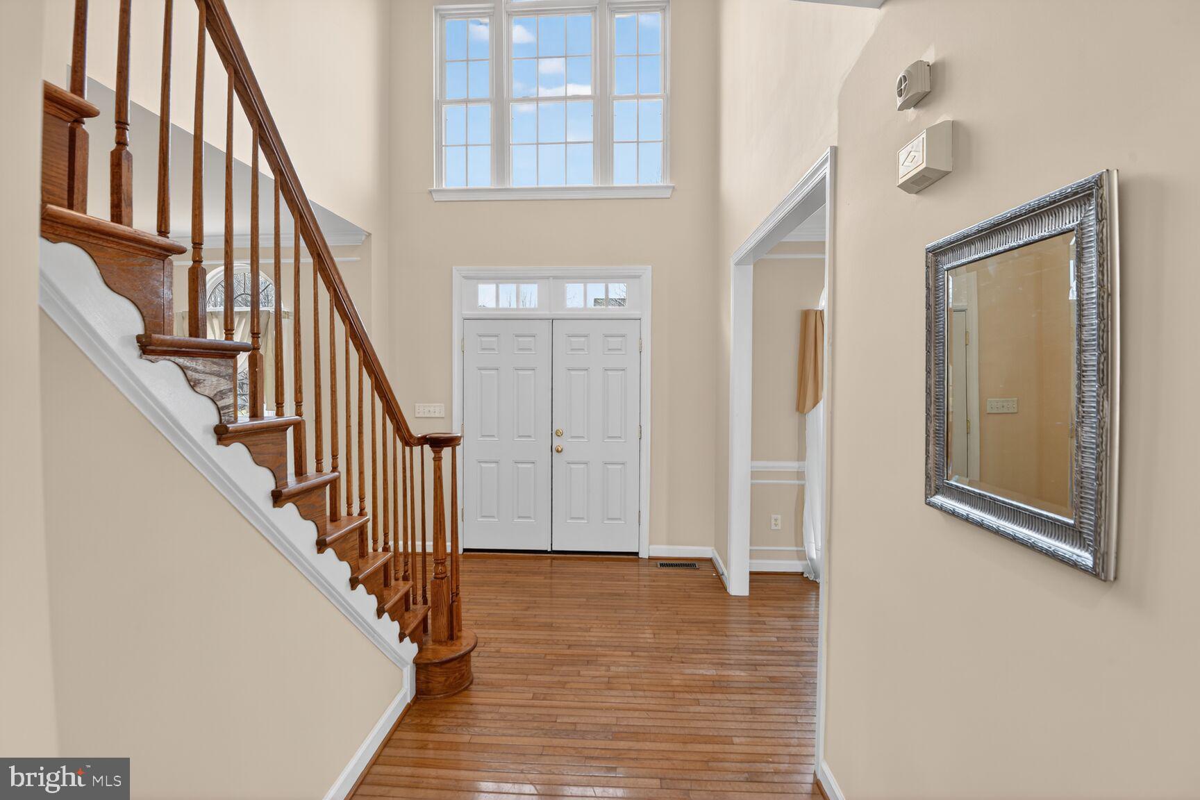 BRIARCLIFF MANOR - Residential