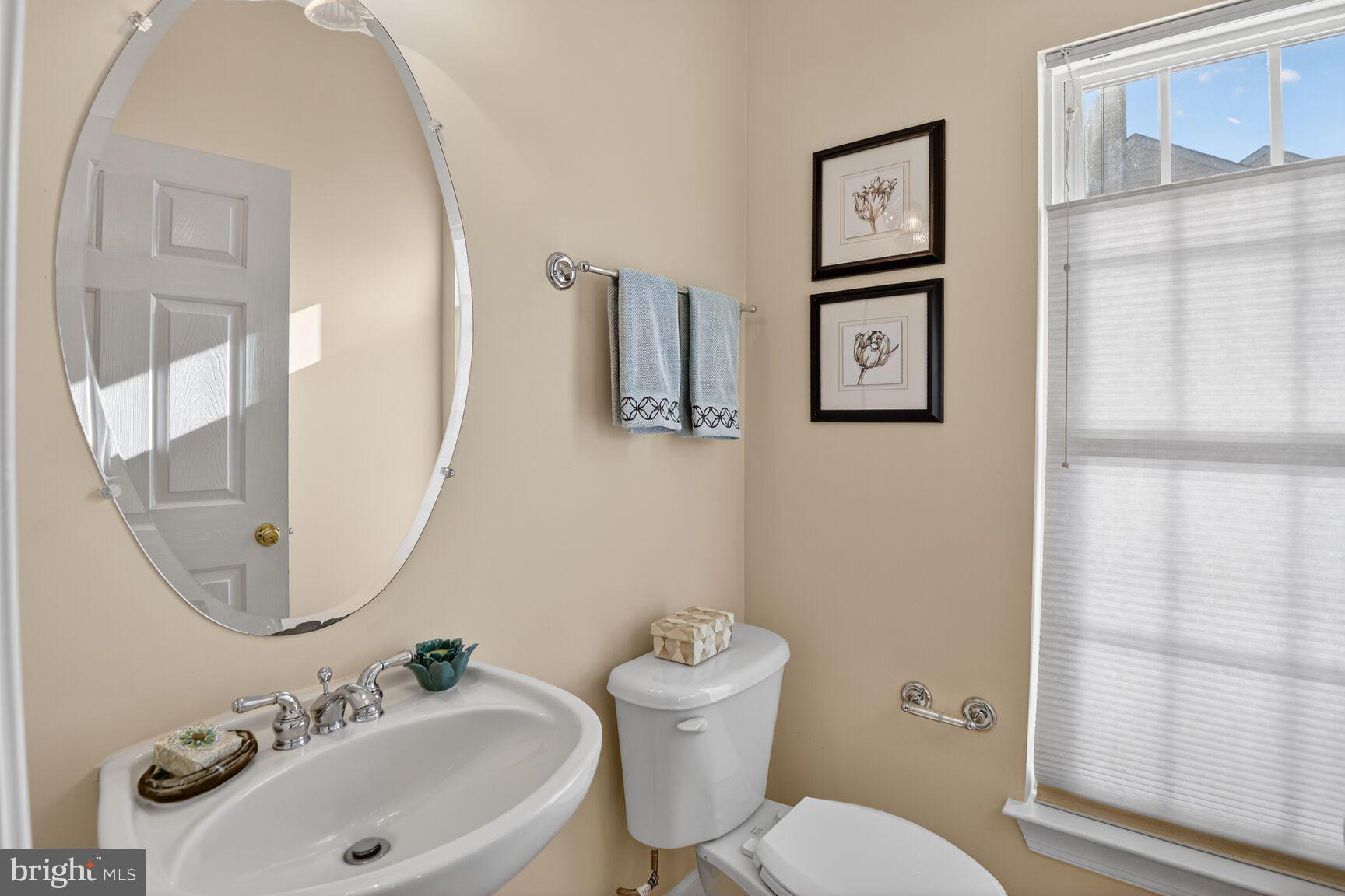 BRIARCLIFF MANOR - Residential