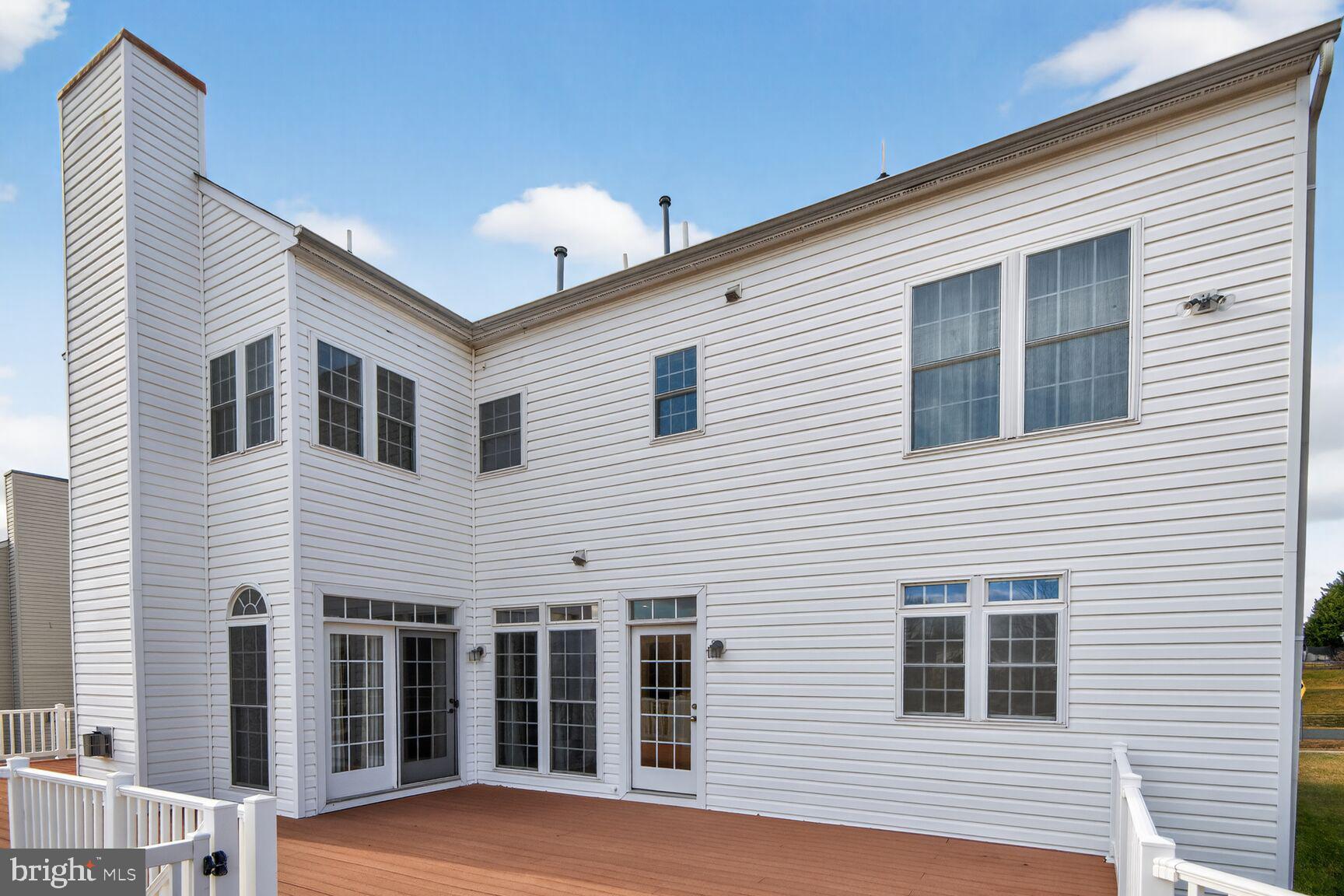 BRIARCLIFF MANOR - Residential