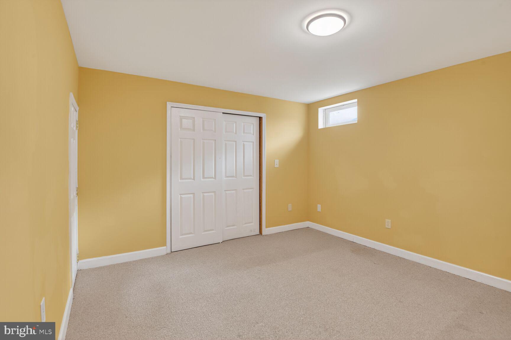 BRIARCLIFF MANOR - Residential