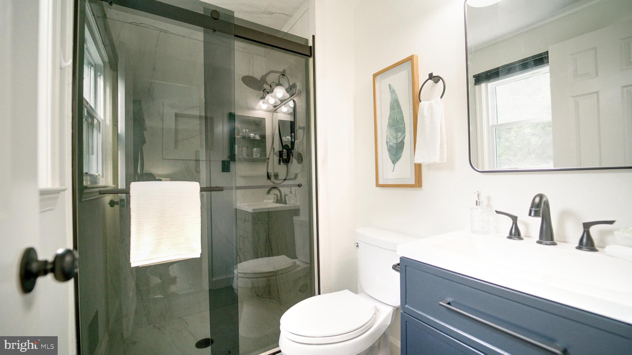 KINGSTON CHASE - Residential