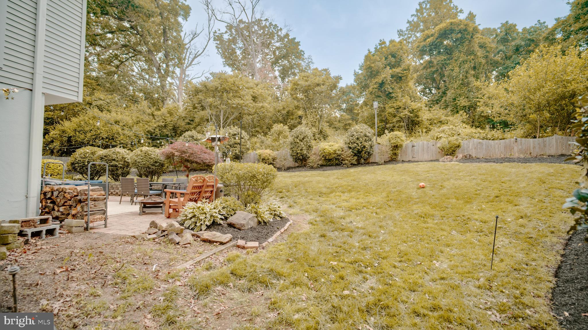 KINGSTON CHASE - Residential