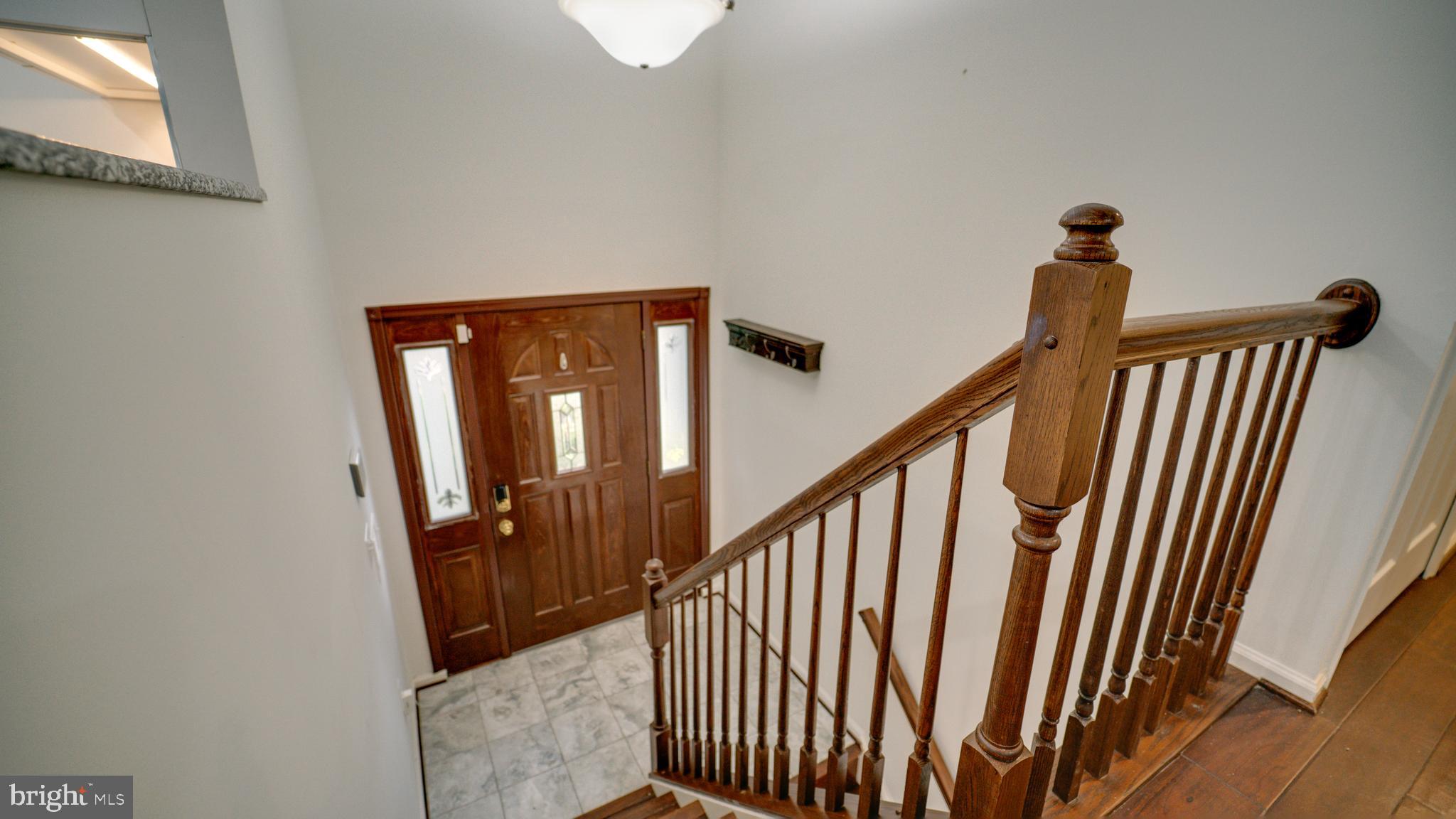 KINGSTON CHASE - Residential