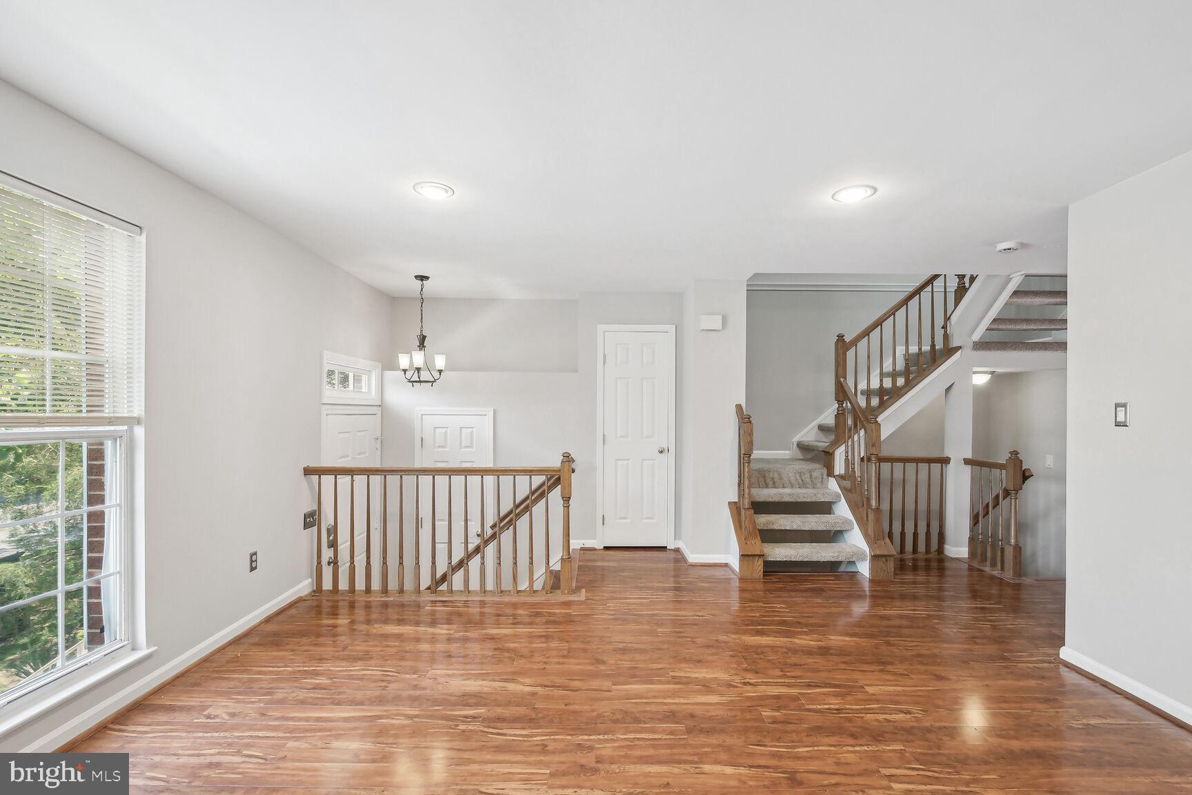 CASCADES - Residential Lease