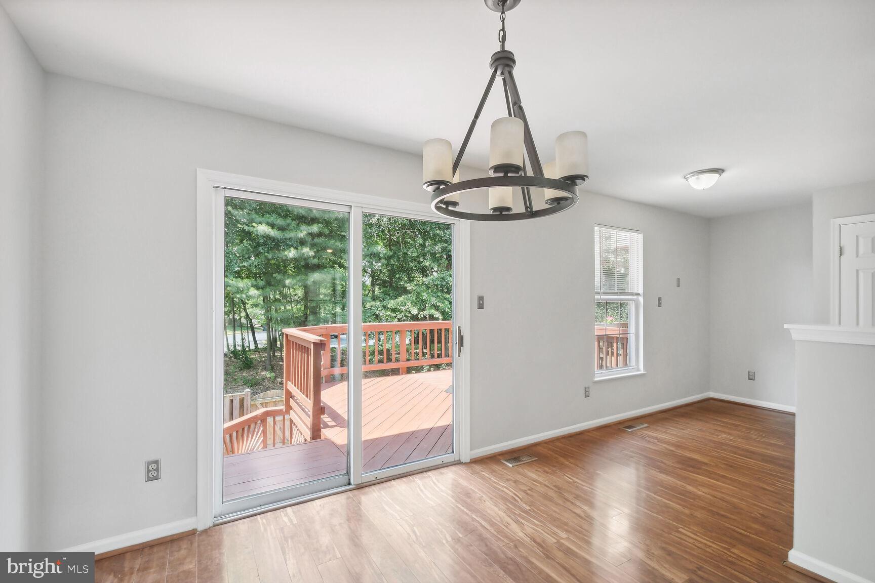 CASCADES - Residential Lease