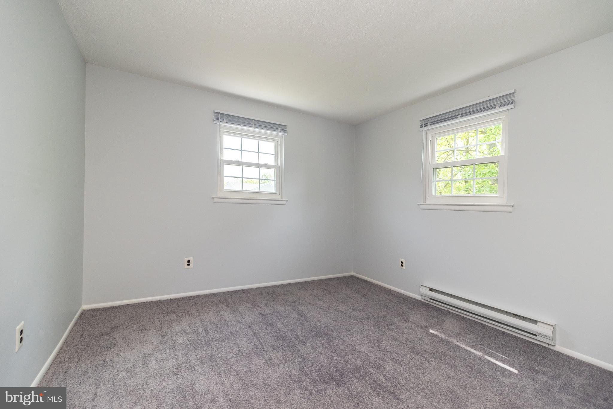 WILLOW MANOR - Residential