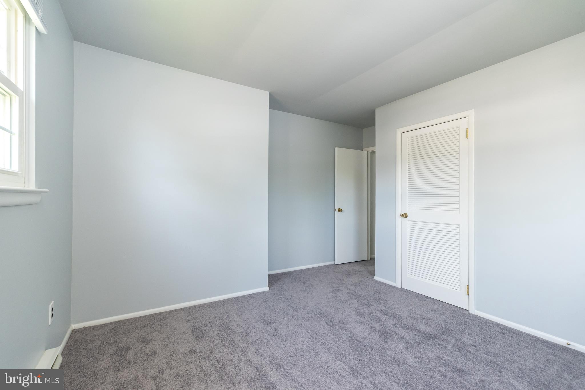 WILLOW MANOR - Residential