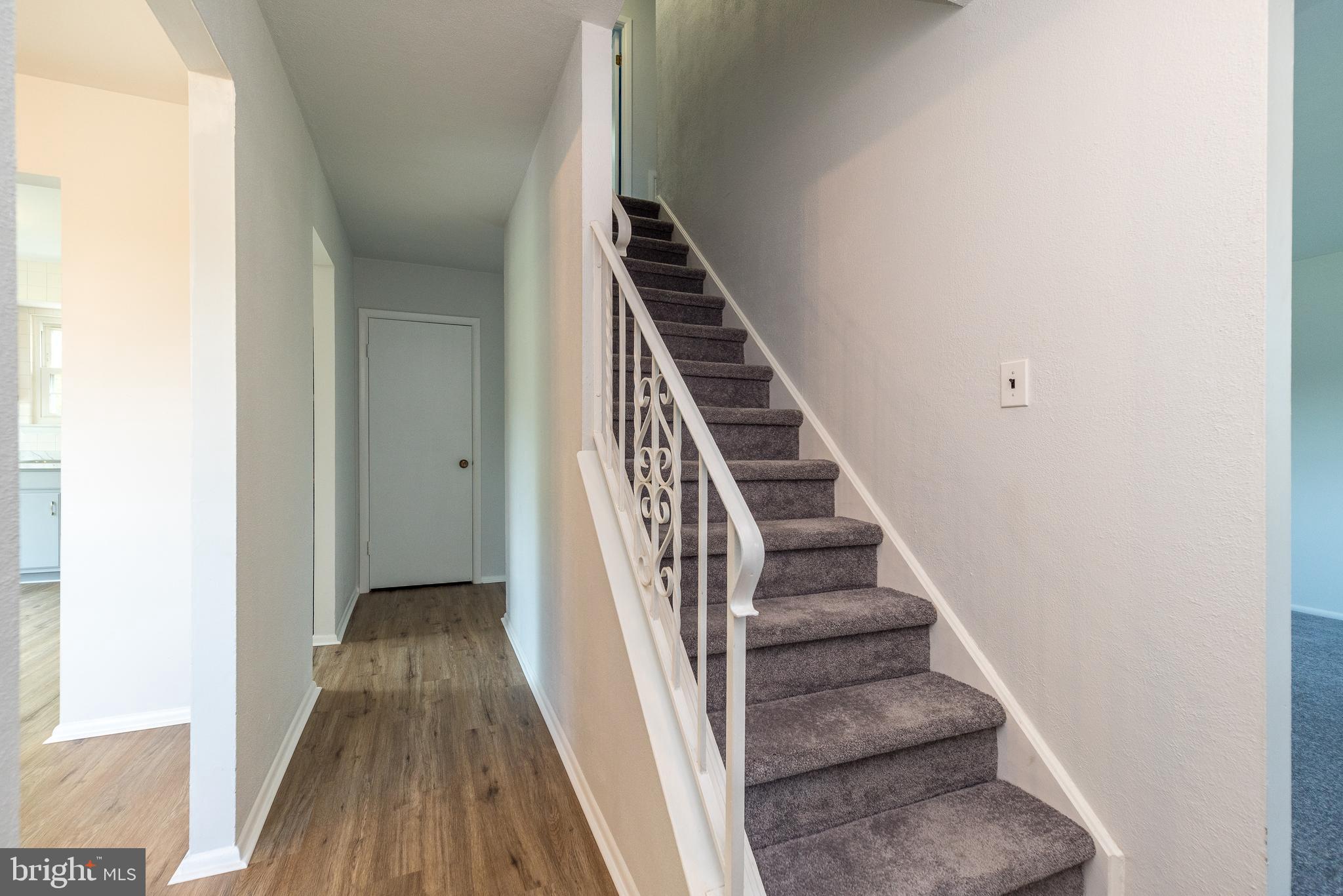 WILLOW MANOR - Residential