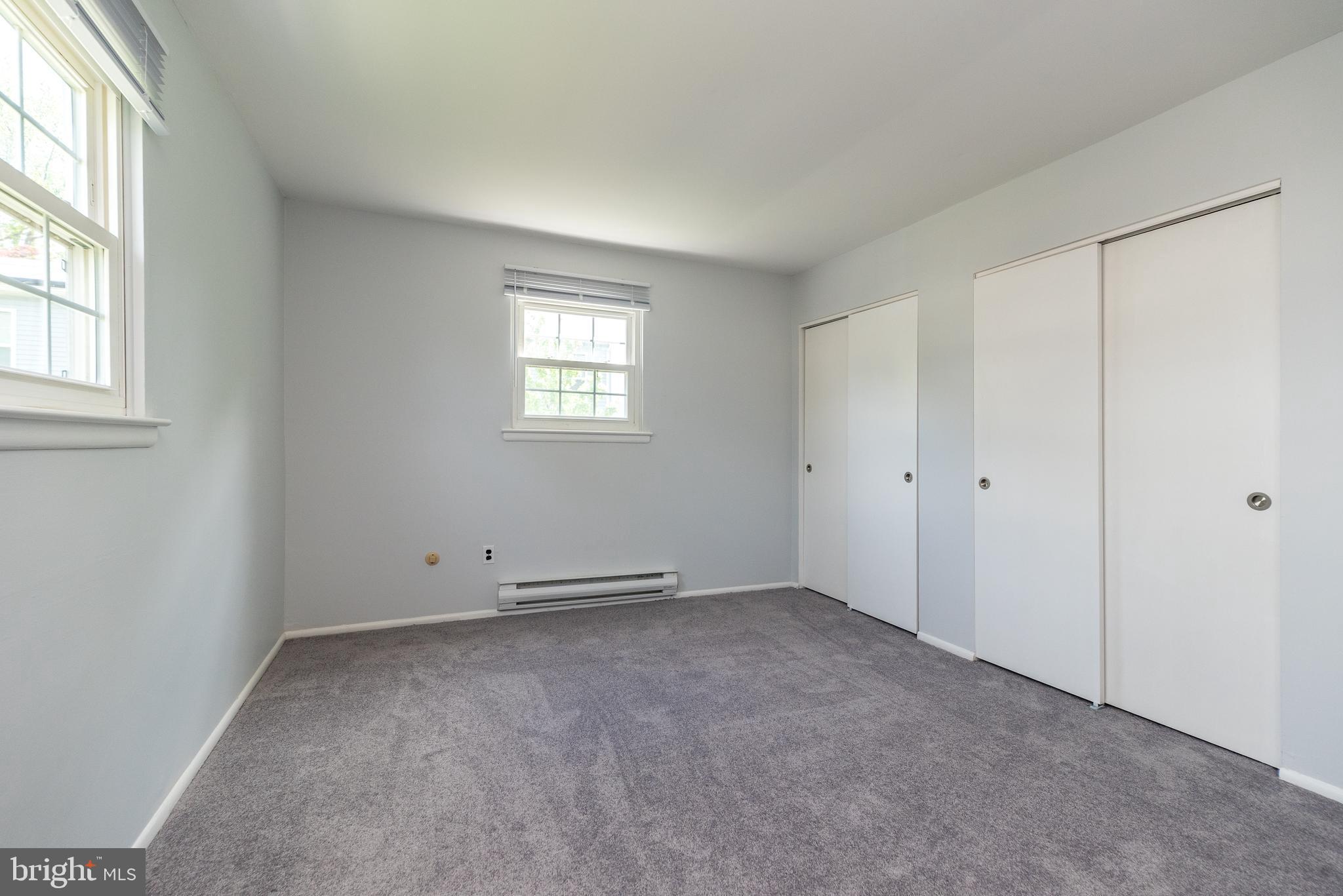 WILLOW MANOR - Residential