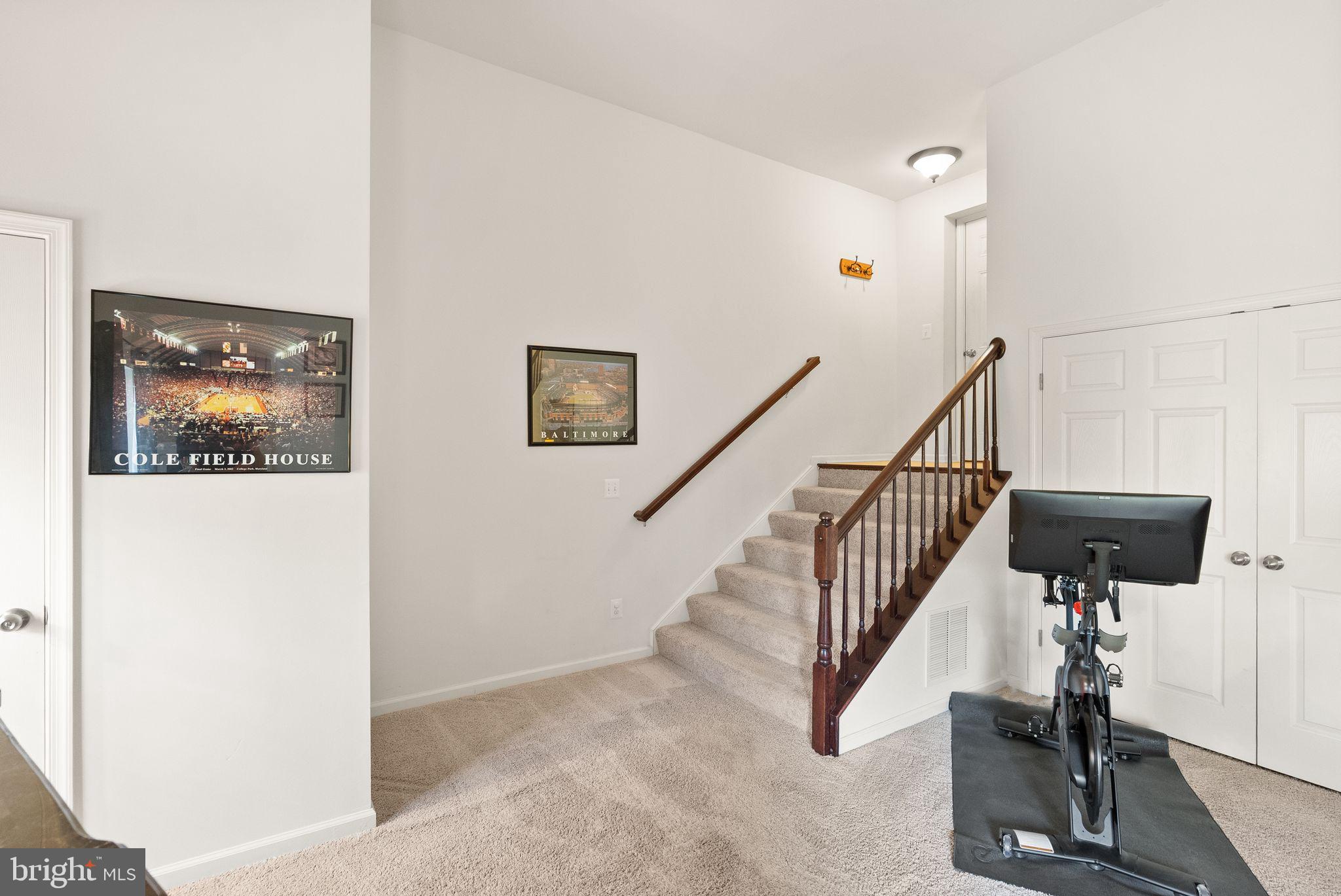 CASCADES PLACE CONDOMINIUM - Residential