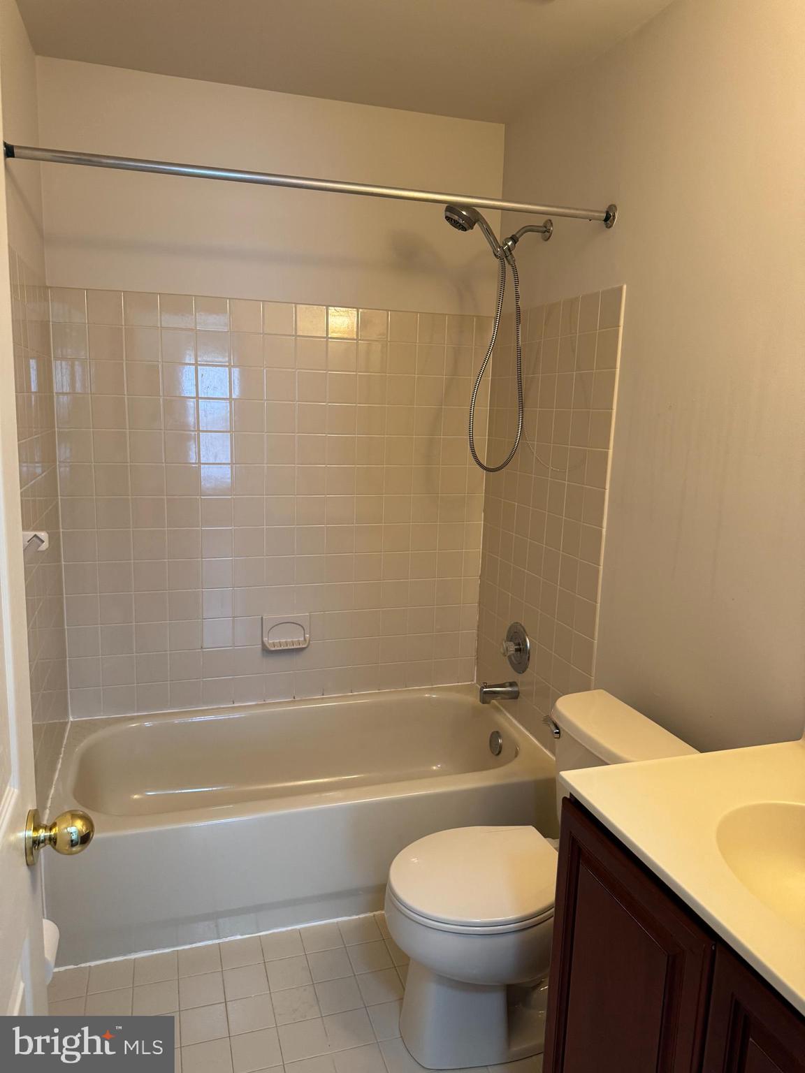 PROVIDENCE GREENE - Residential Lease