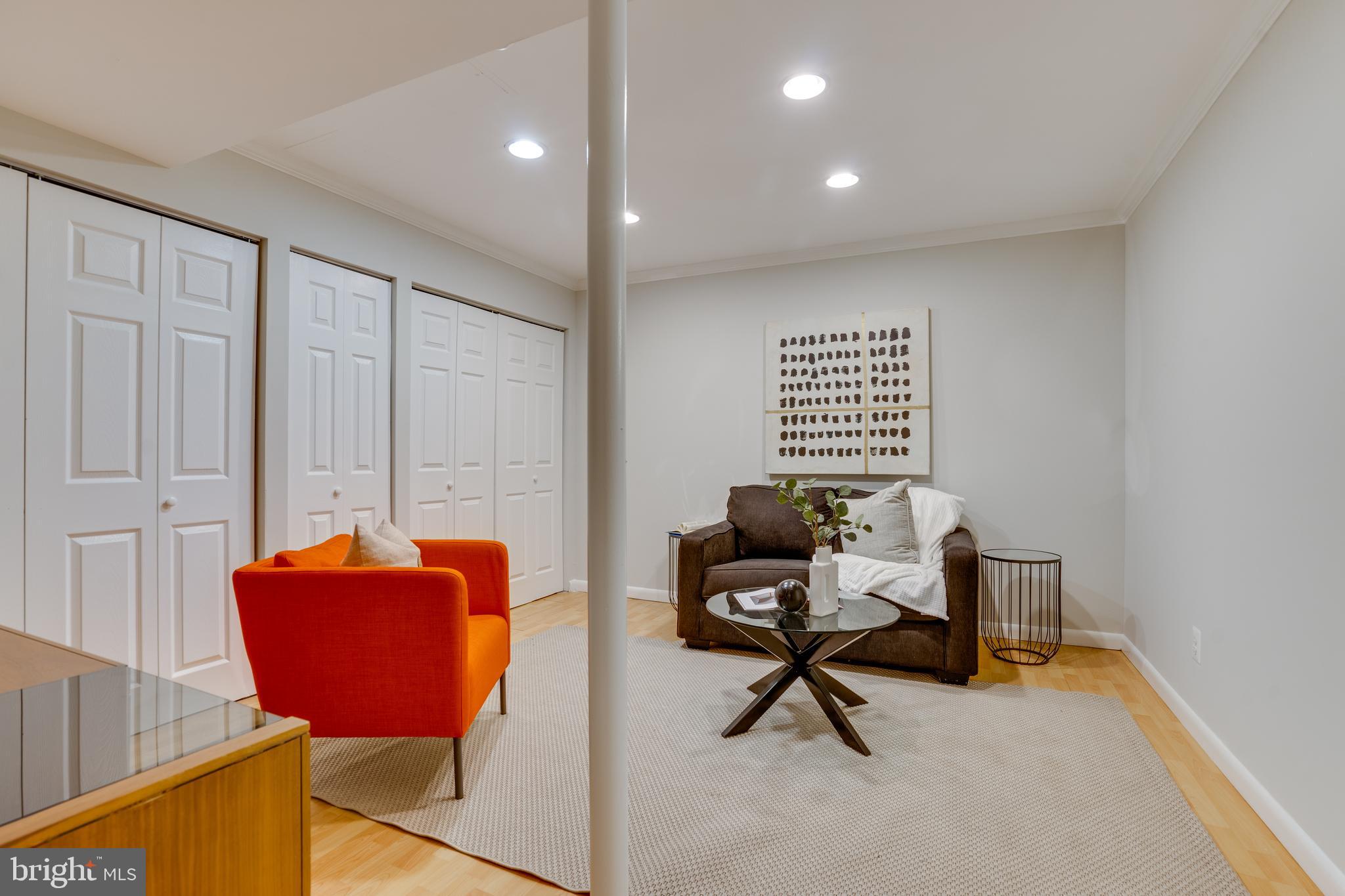 COMSTOCK - Residential