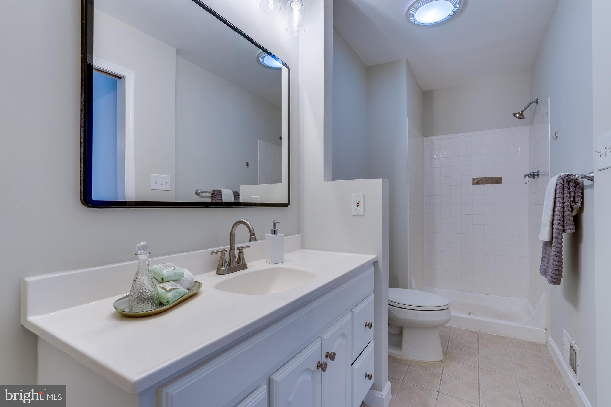 COMSTOCK - Residential
