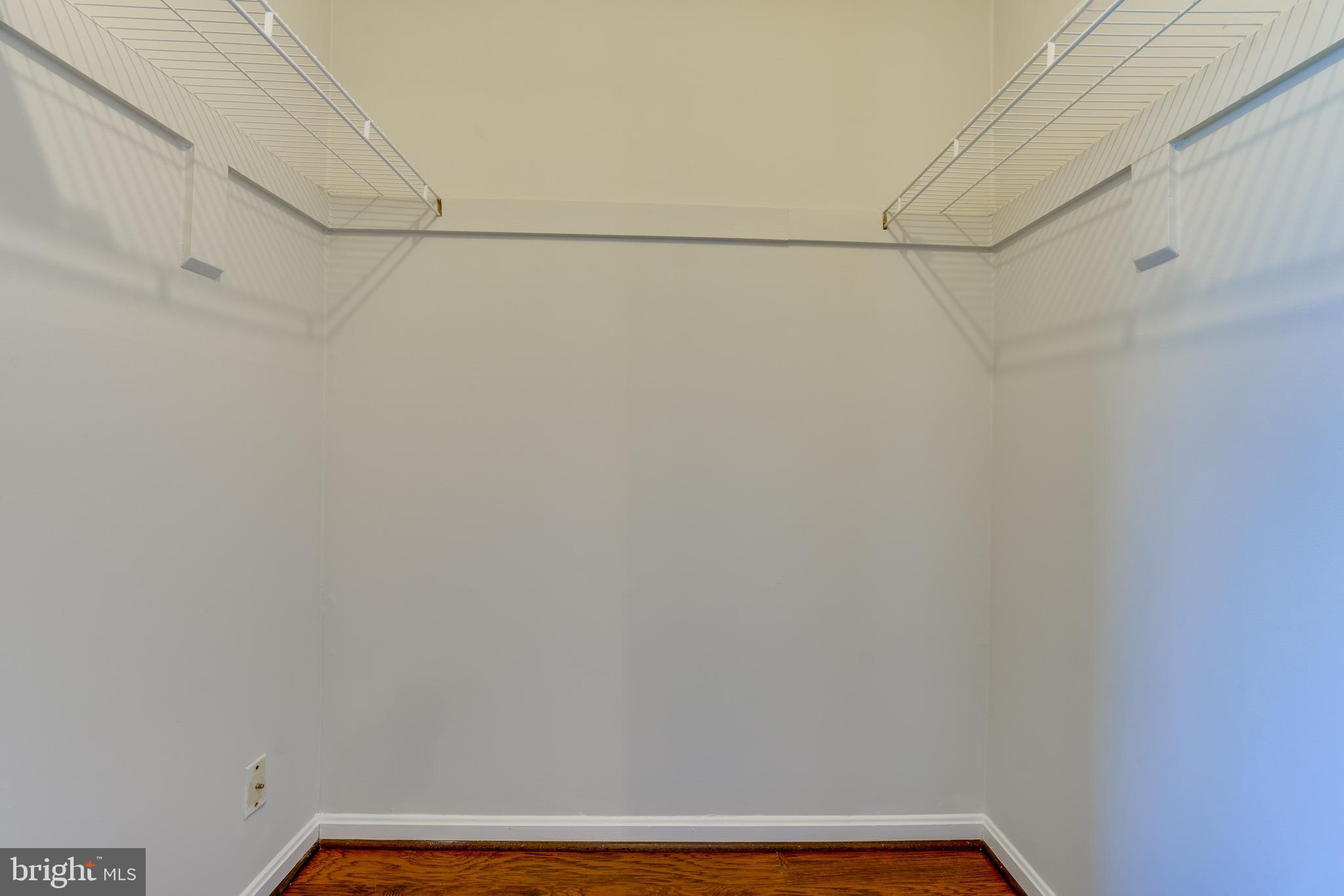 COMSTOCK - Residential