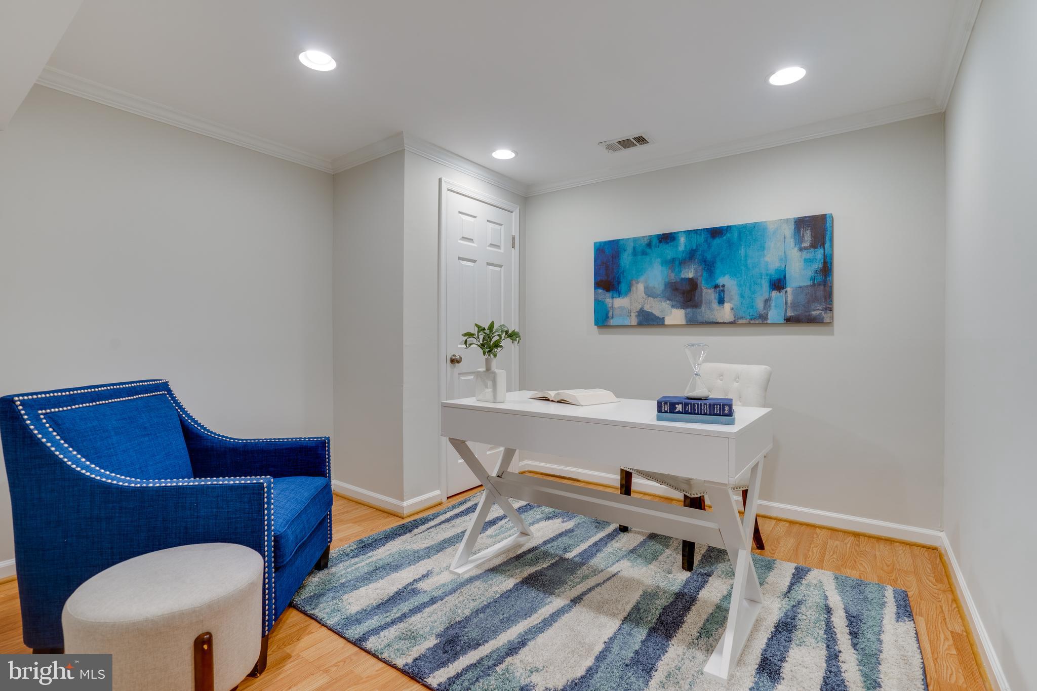 COMSTOCK - Residential