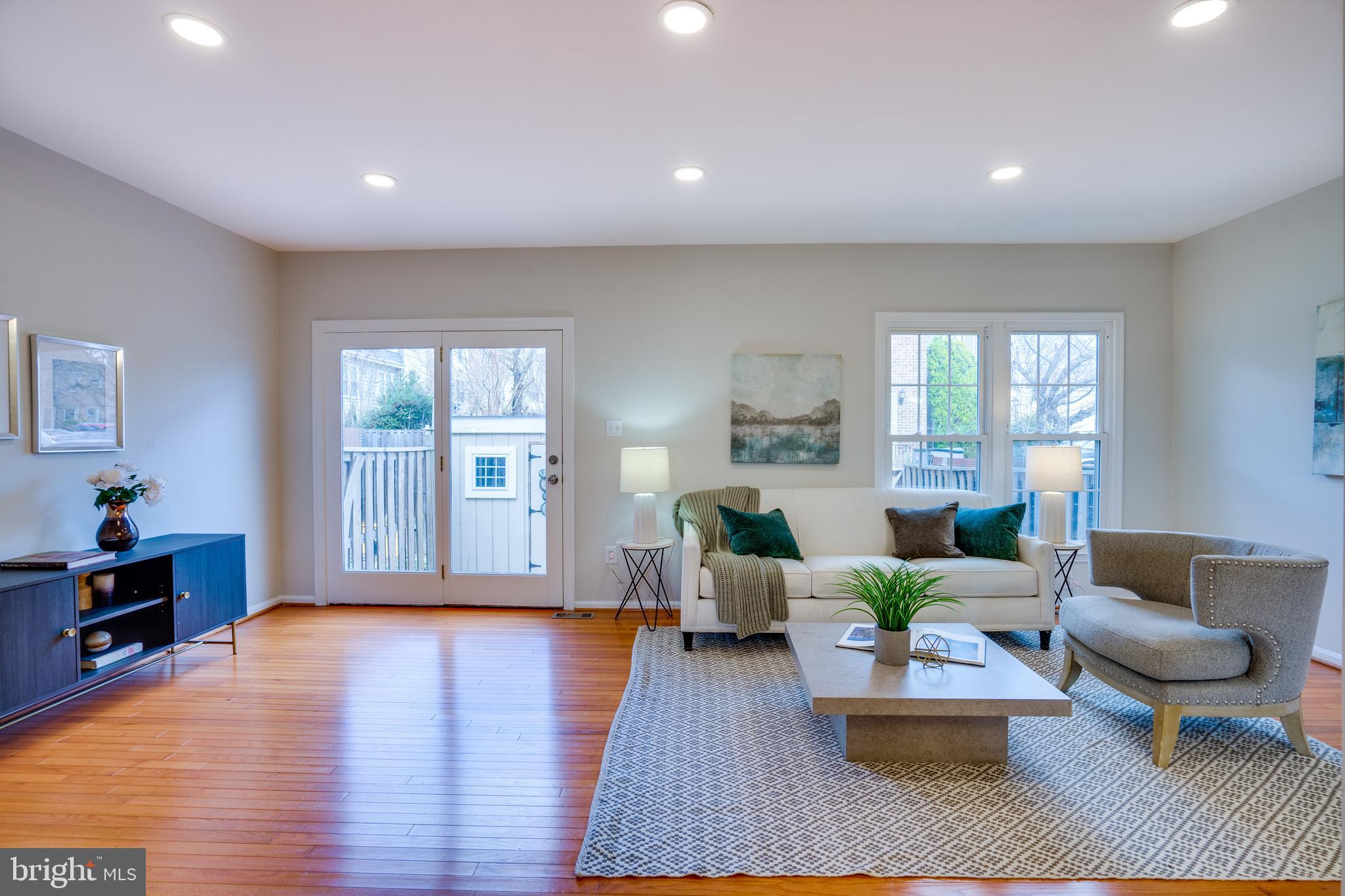 COMSTOCK - Residential