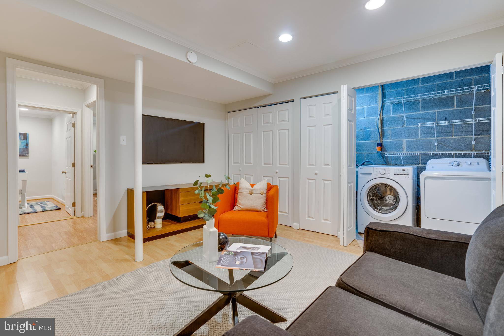 COMSTOCK - Residential