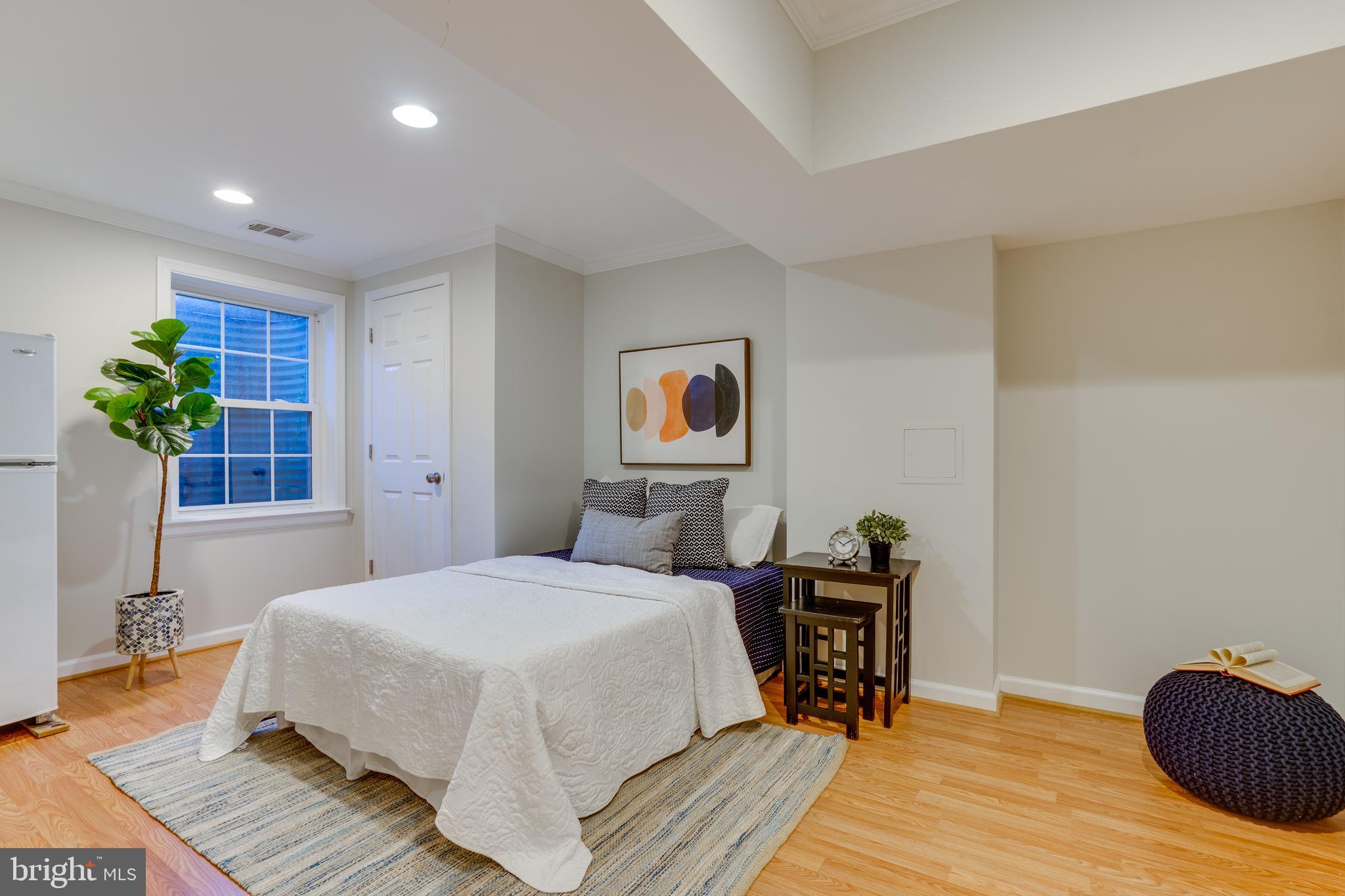 COMSTOCK - Residential