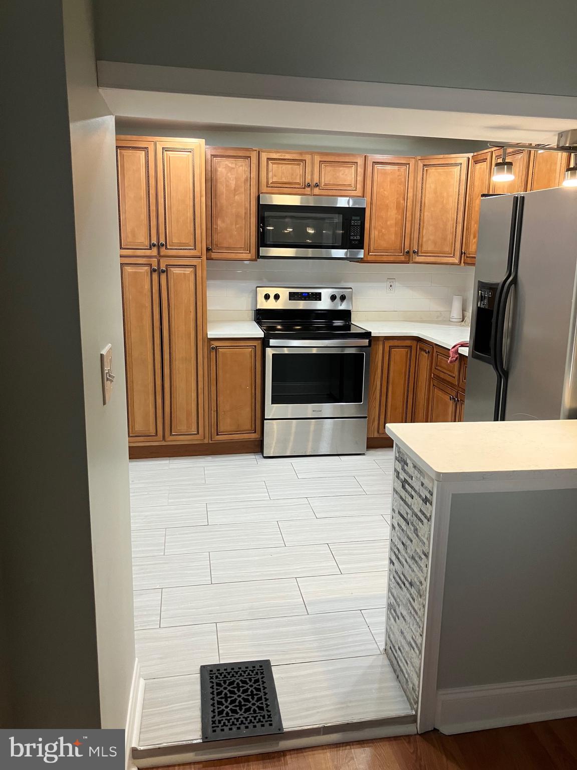 KENSINGTON - Residential Lease