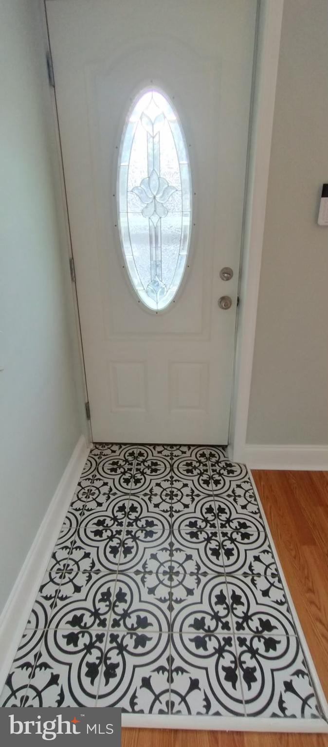 KENSINGTON - Residential Lease