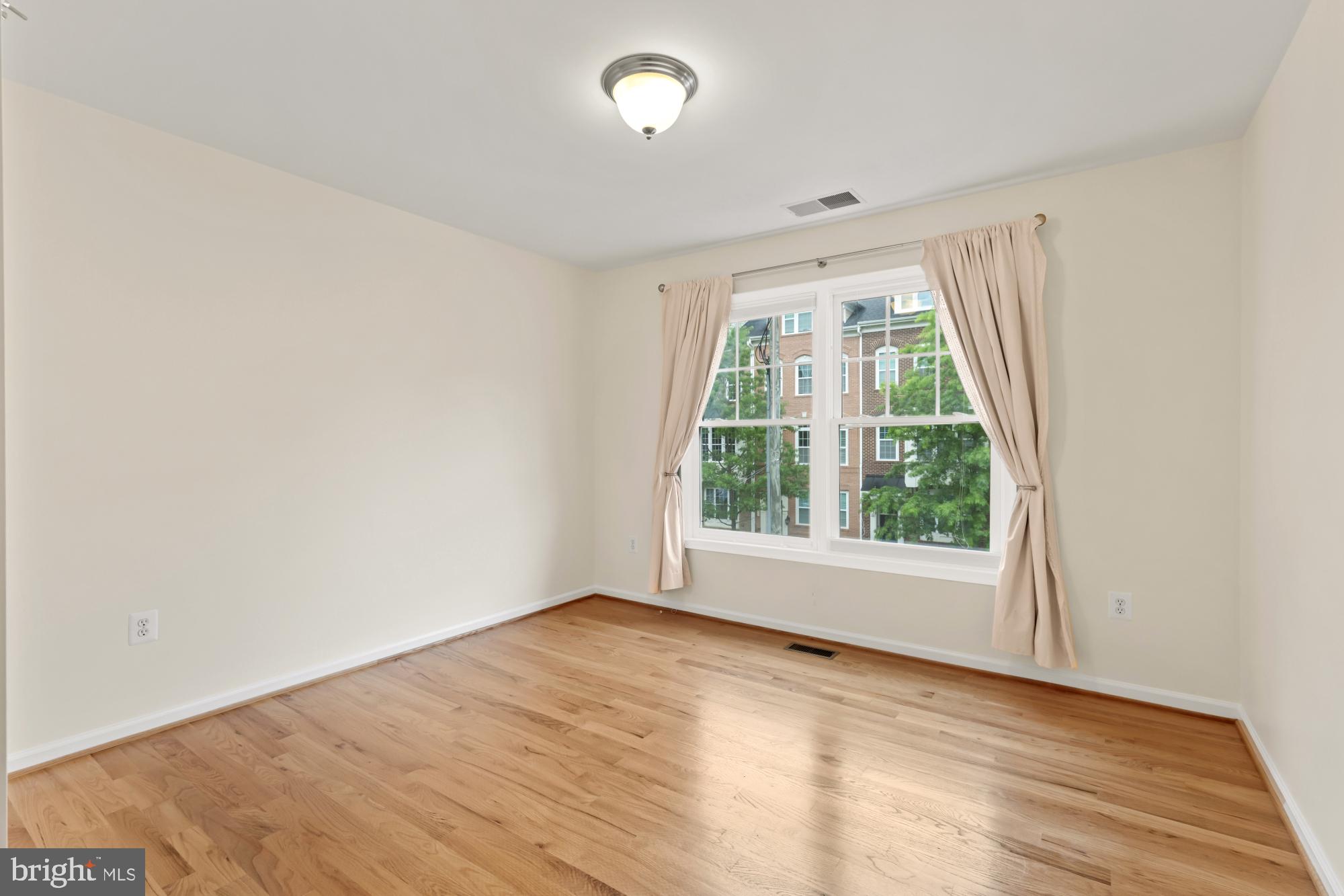 BALLSTON - Residential