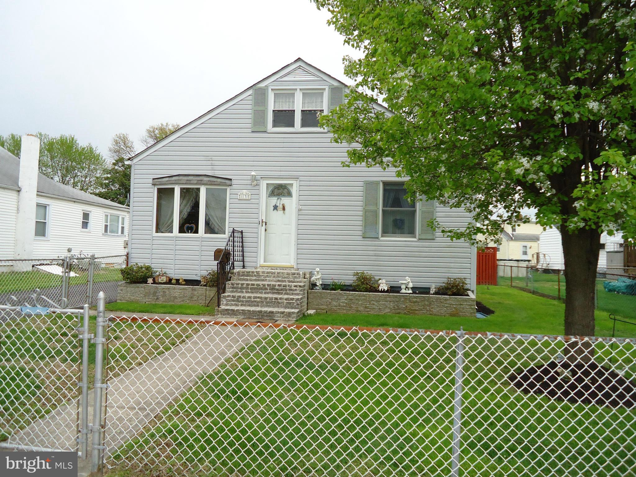 GRAY MANOR - Residential