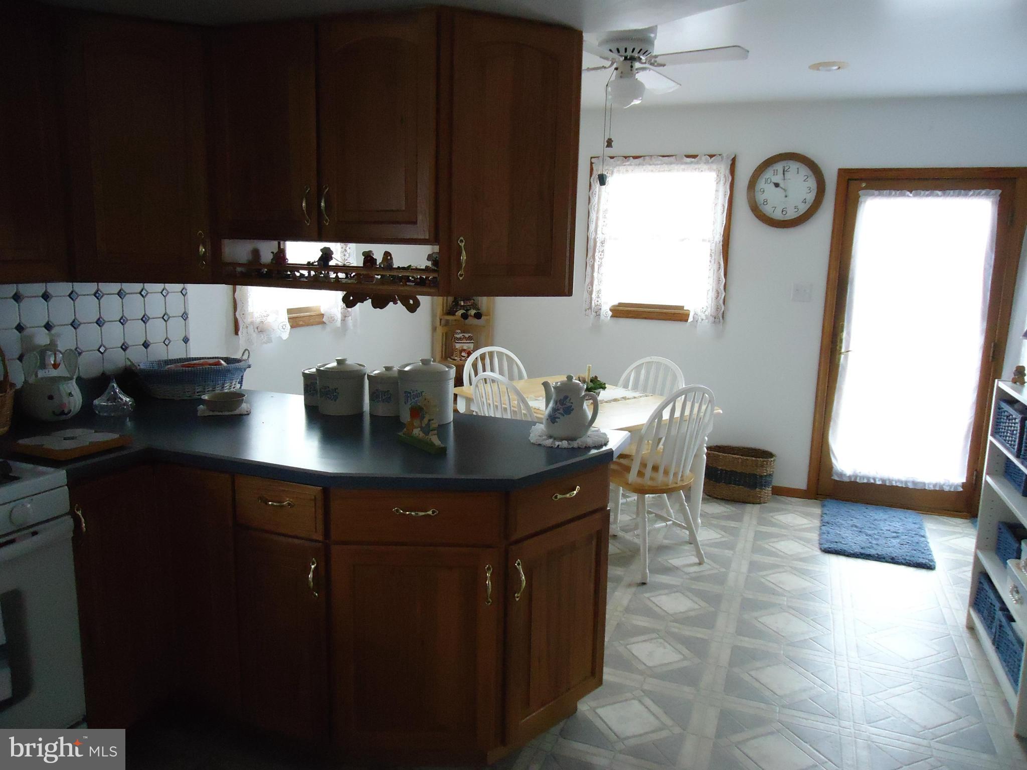 GRAY MANOR - Residential