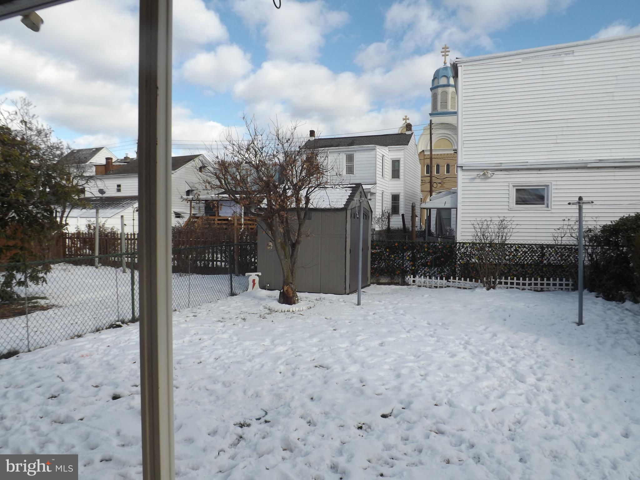 141 S NICHOLAS STREET