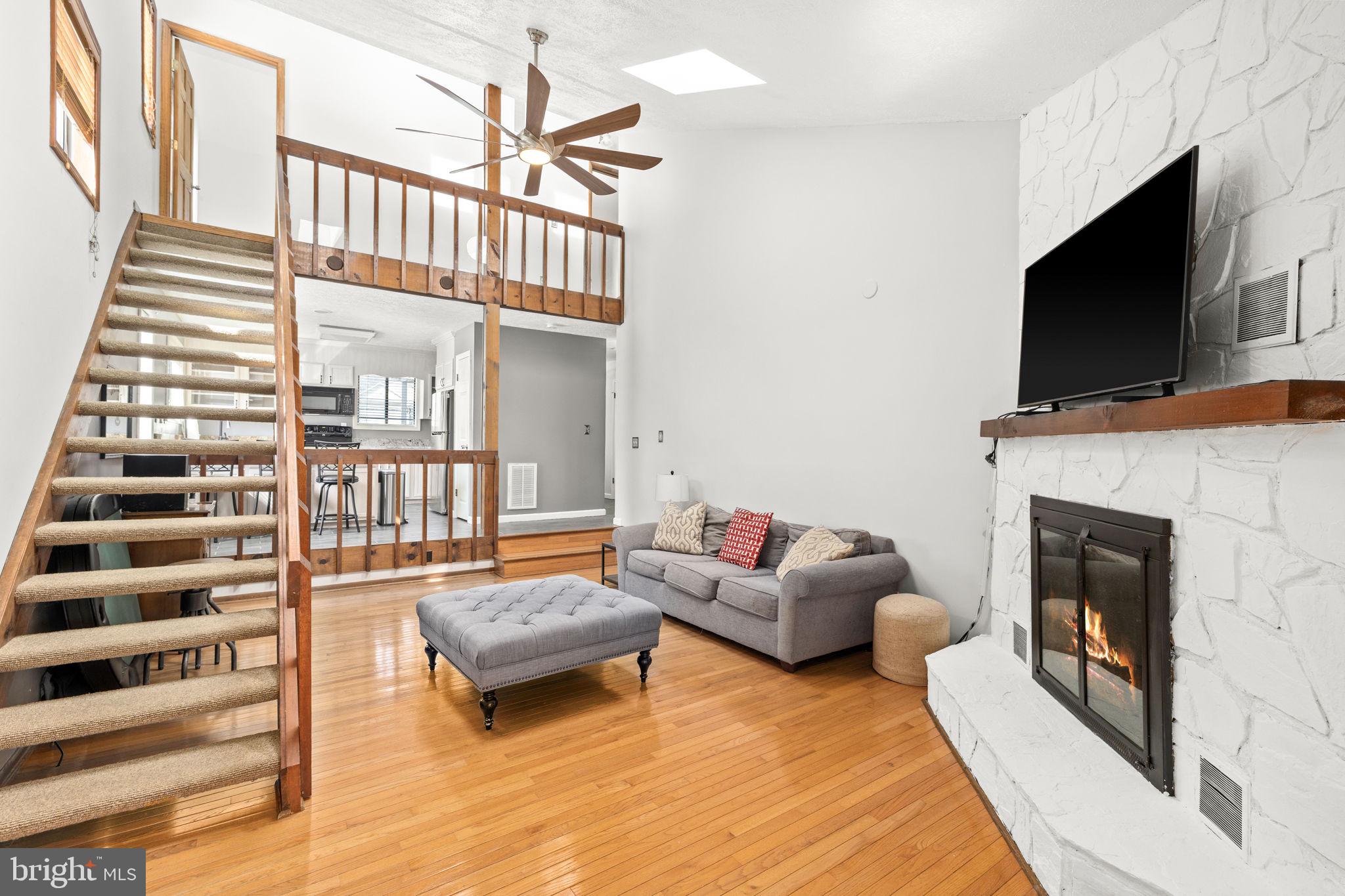 LAKE OF THE WOODS - Residential