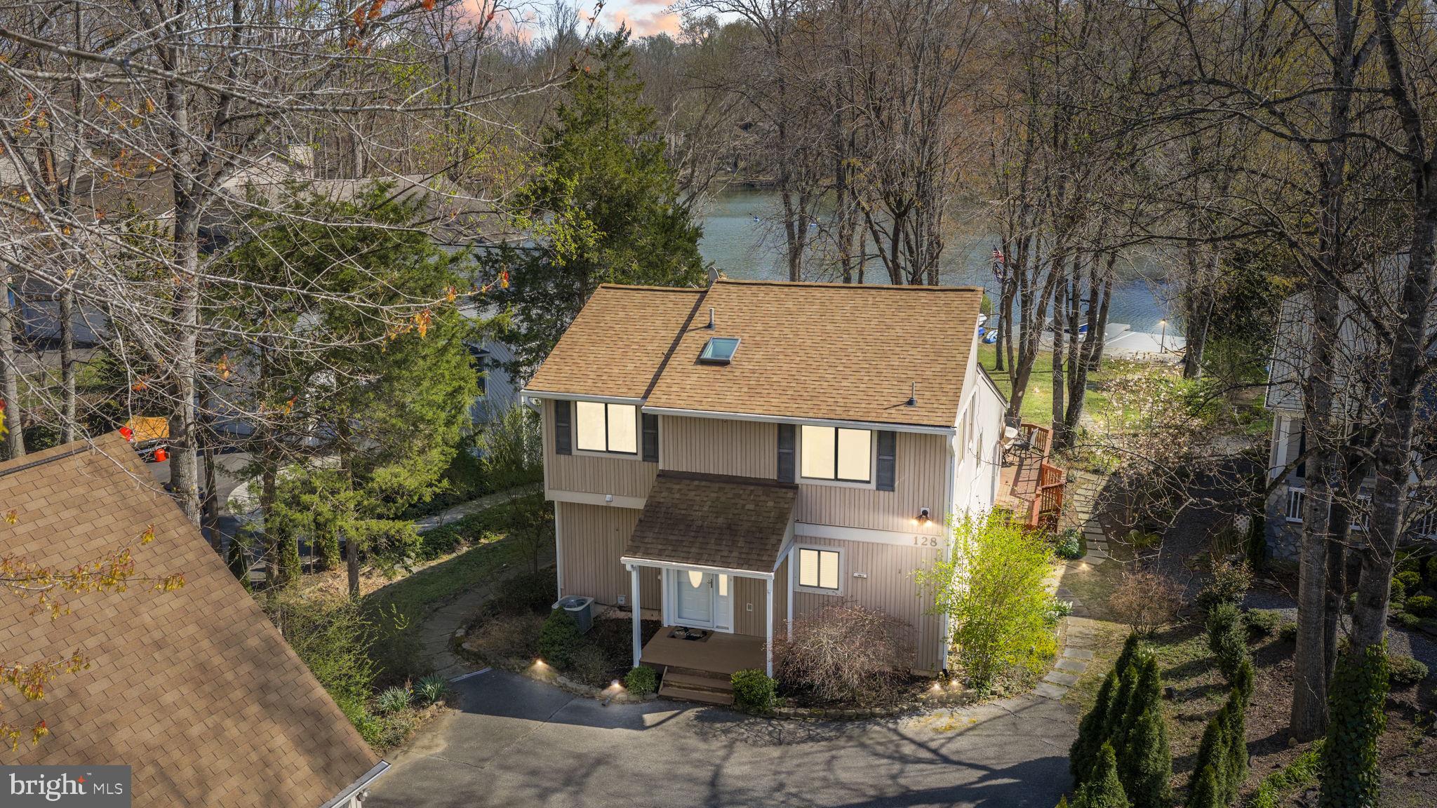 LAKE OF THE WOODS - Residential