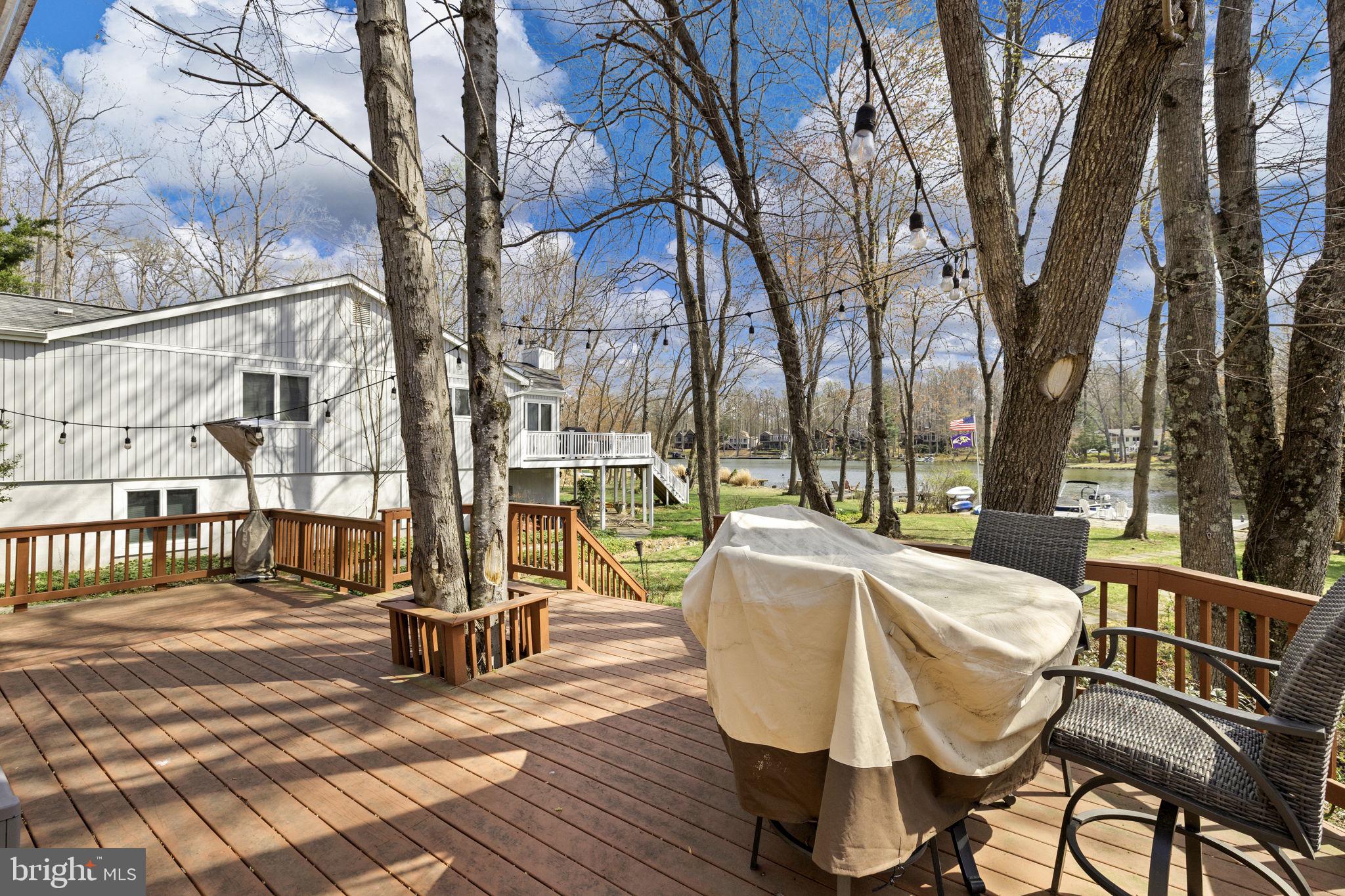 LAKE OF THE WOODS - Residential