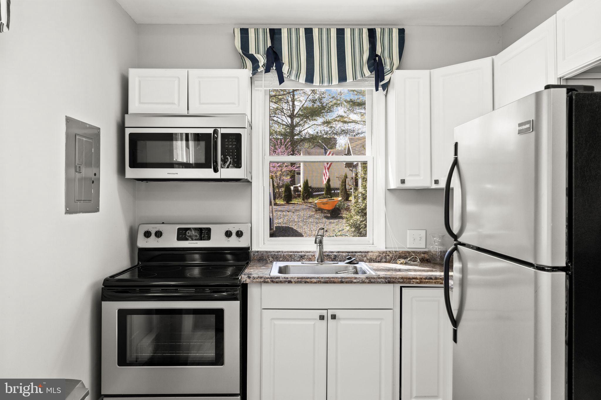 LAKE OF THE WOODS - Residential