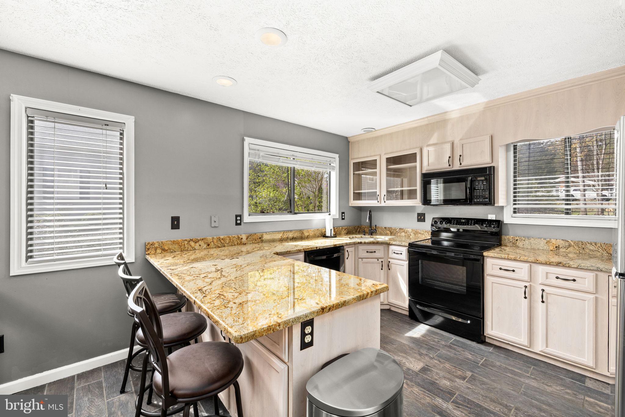 LAKE OF THE WOODS - Residential