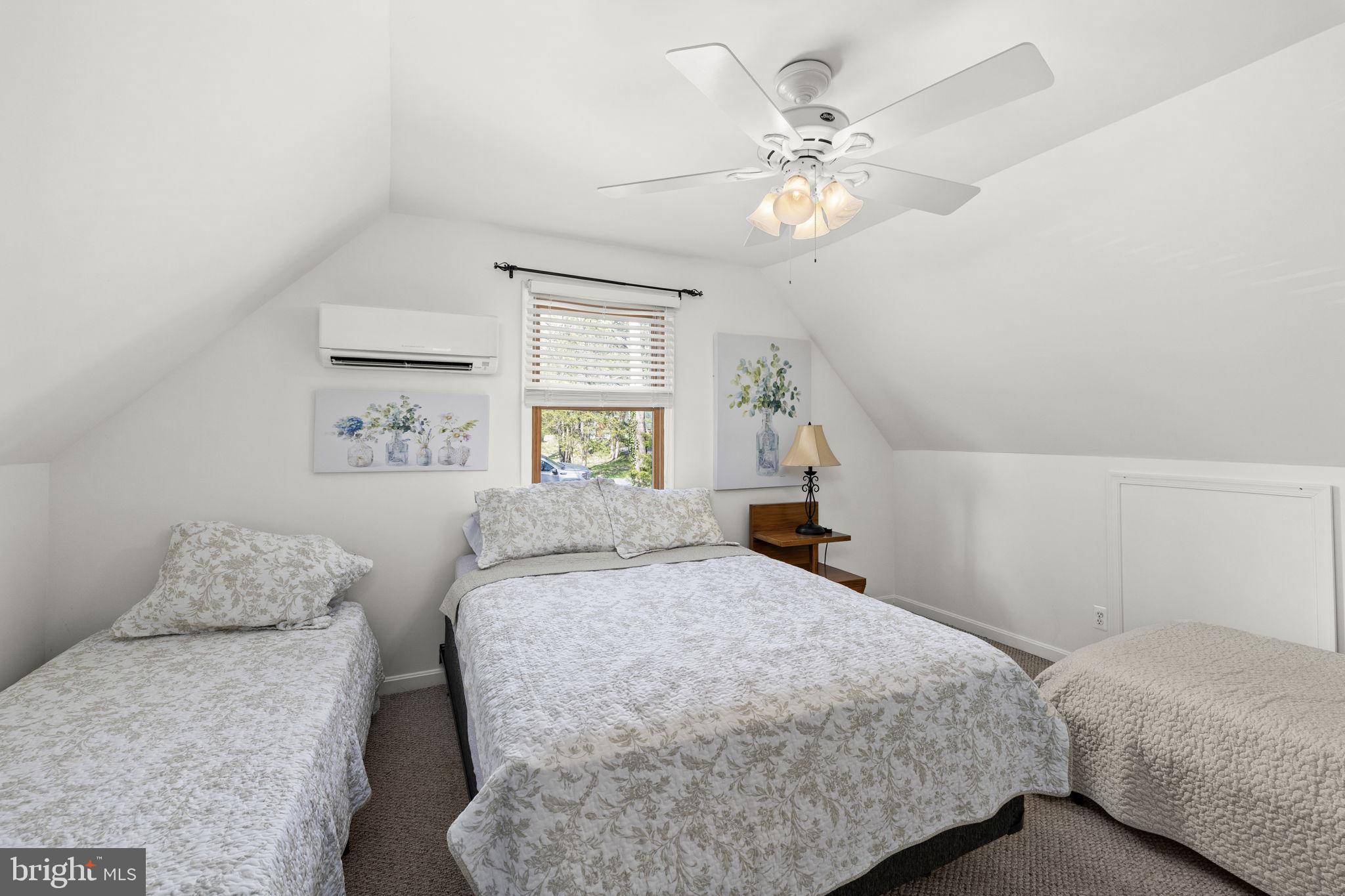 LAKE OF THE WOODS - Residential