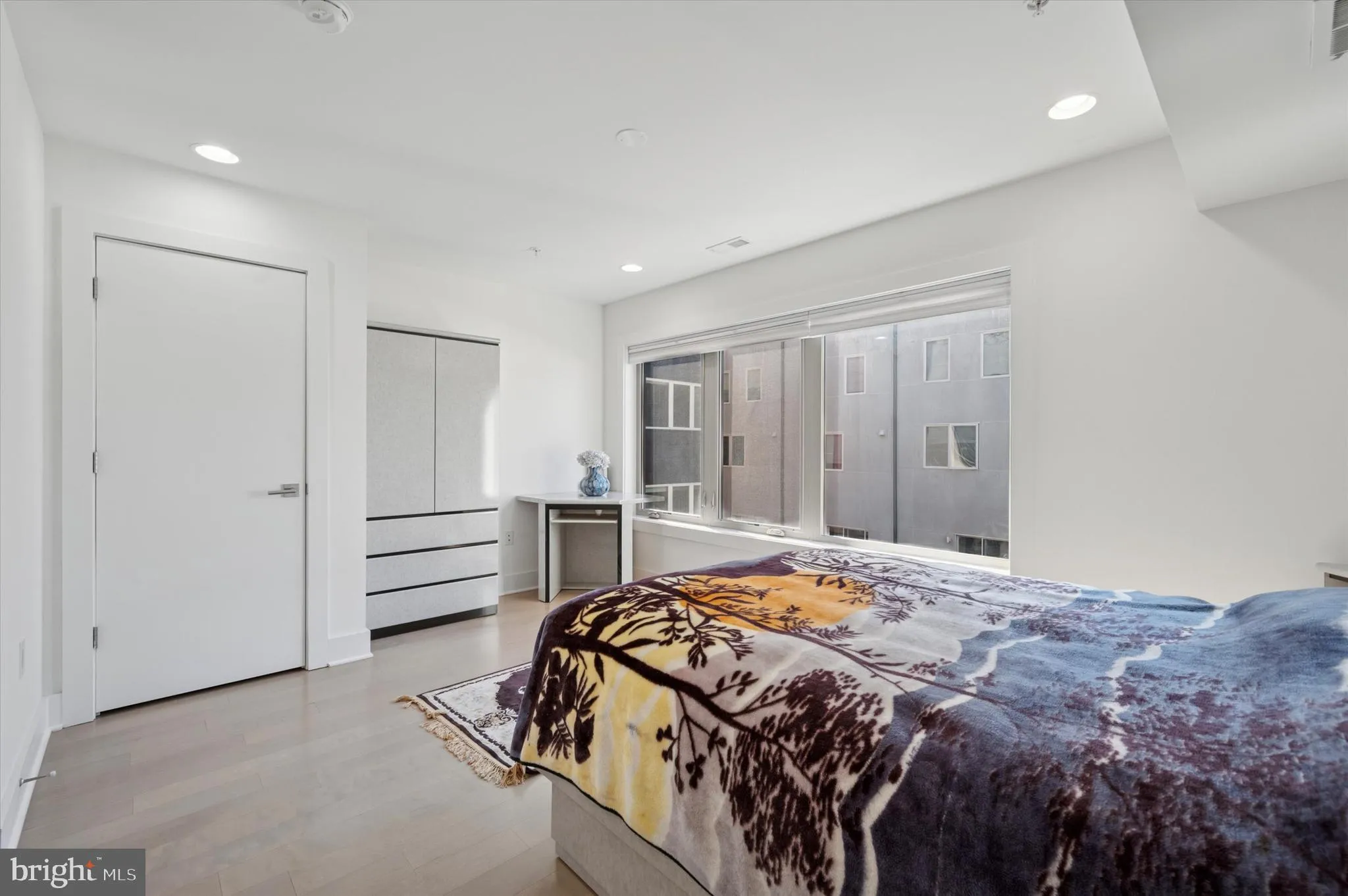 Philadelphia, Pennsylvania 19106, United States, 3 Bedrooms Bedrooms, ,5 BathroomsBathrooms,Residential,Active,86176