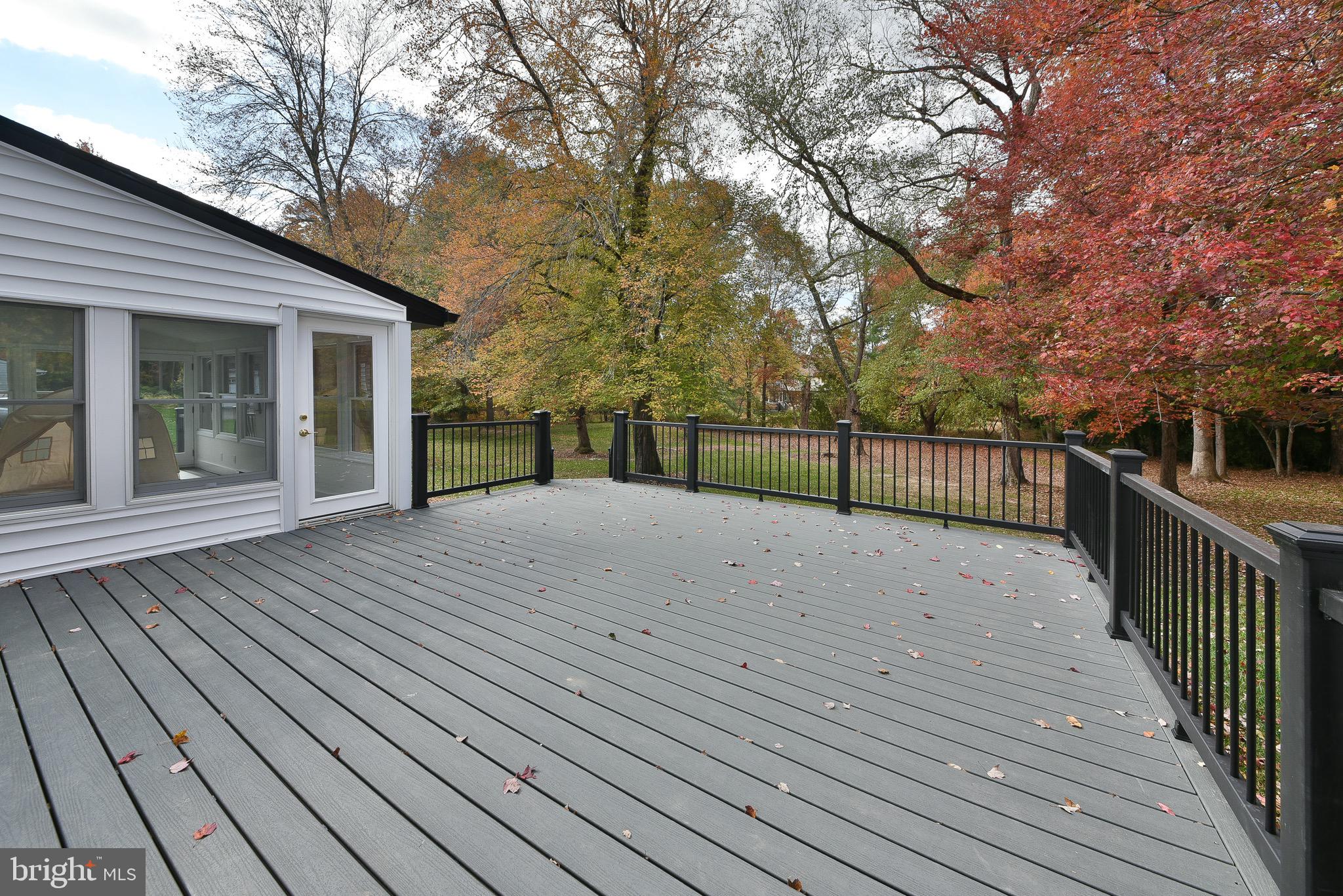 MIRROR LAKE FARMS - Residential