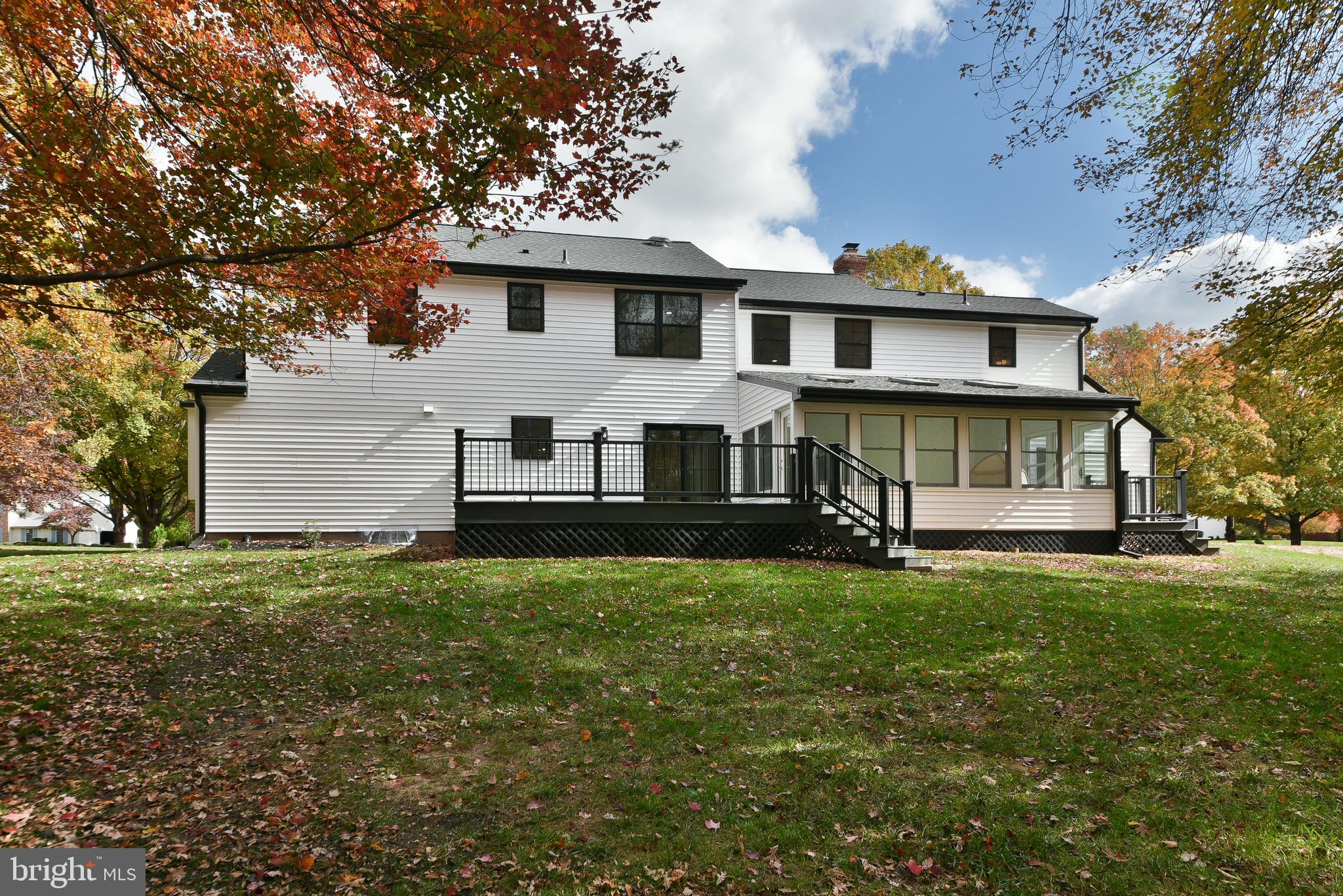 MIRROR LAKE FARMS - Residential