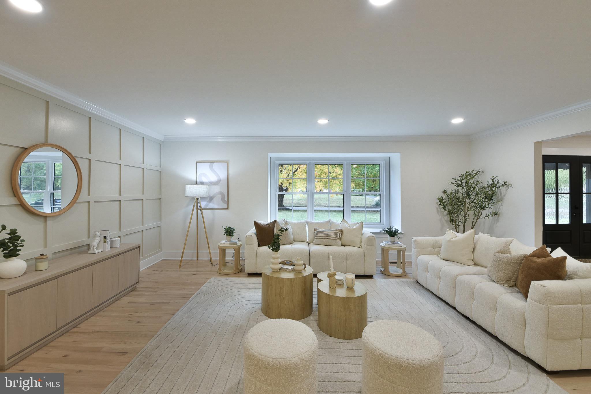 MIRROR LAKE FARMS - Residential