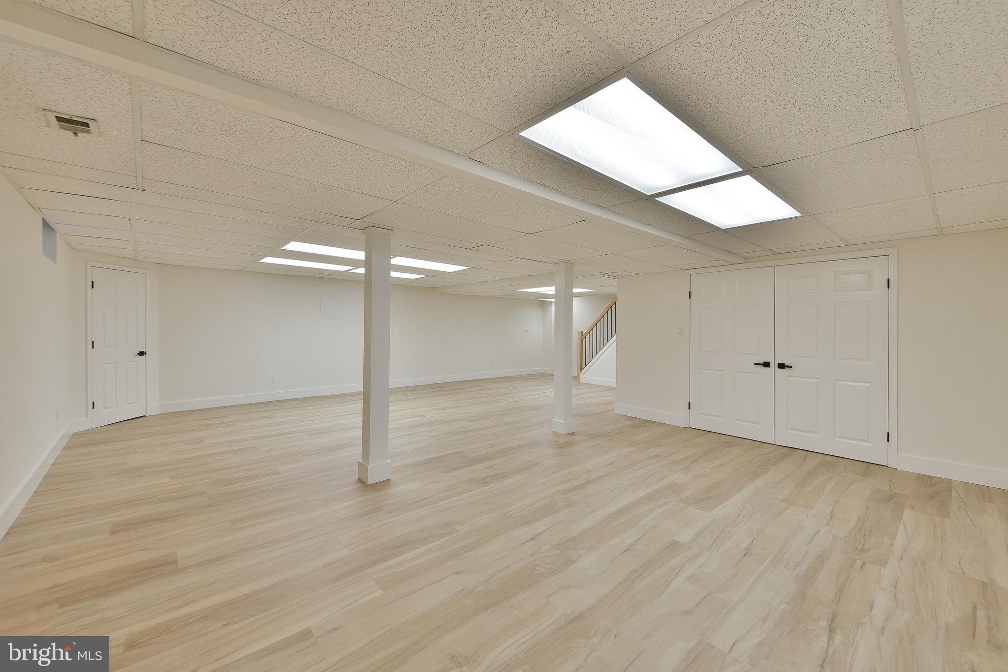 MIRROR LAKE FARMS - Residential