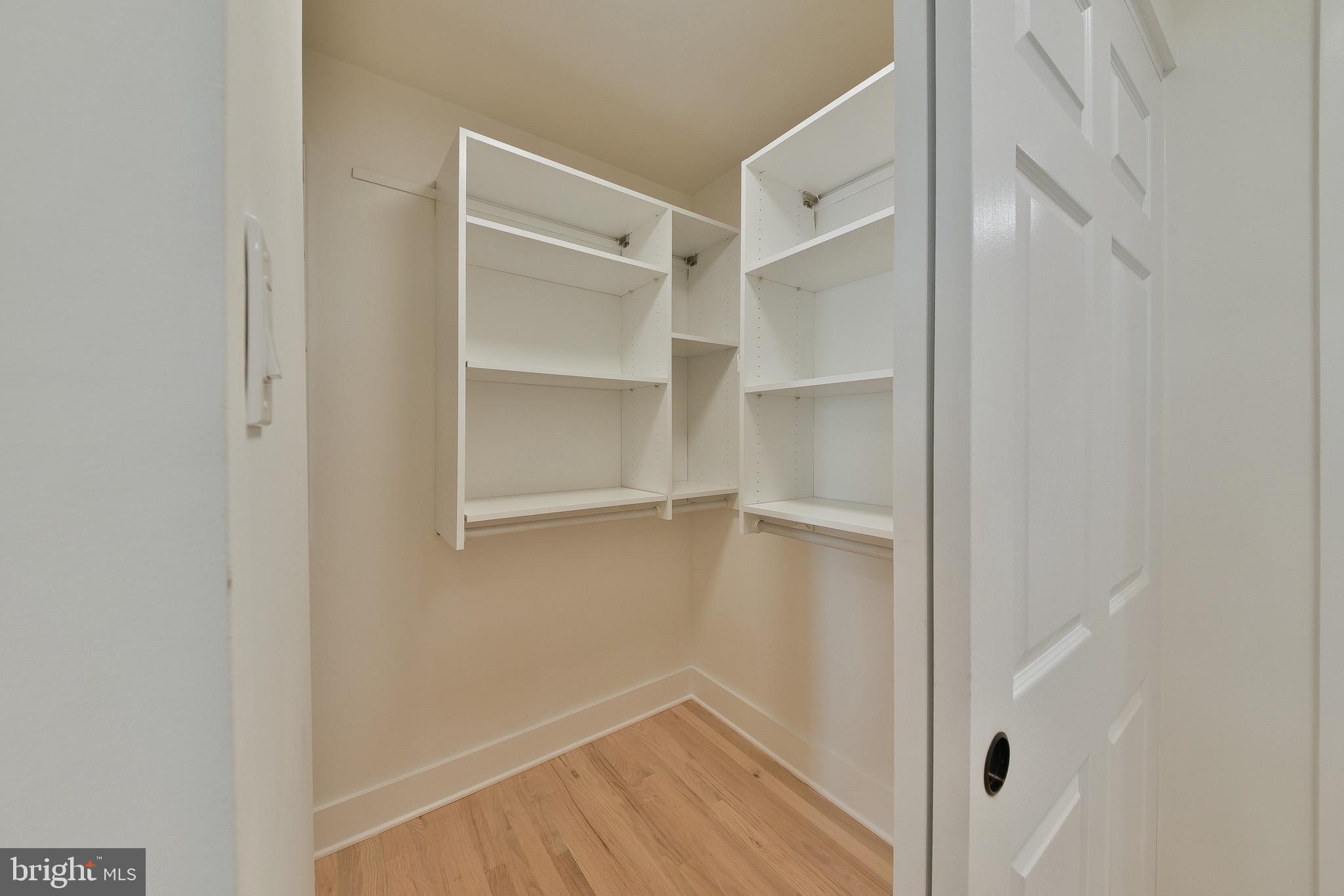 MIRROR LAKE FARMS - Residential