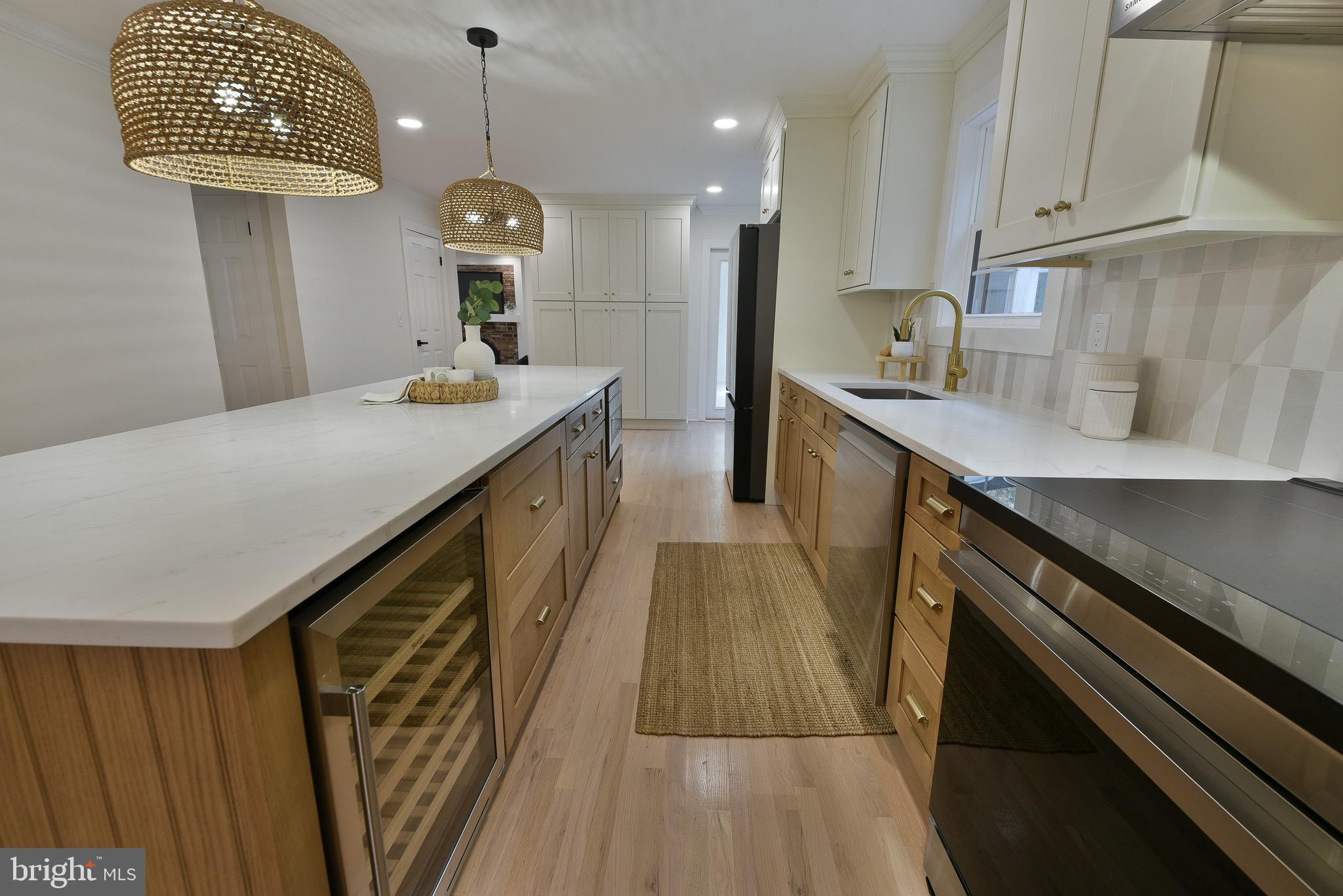 MIRROR LAKE FARMS - Residential