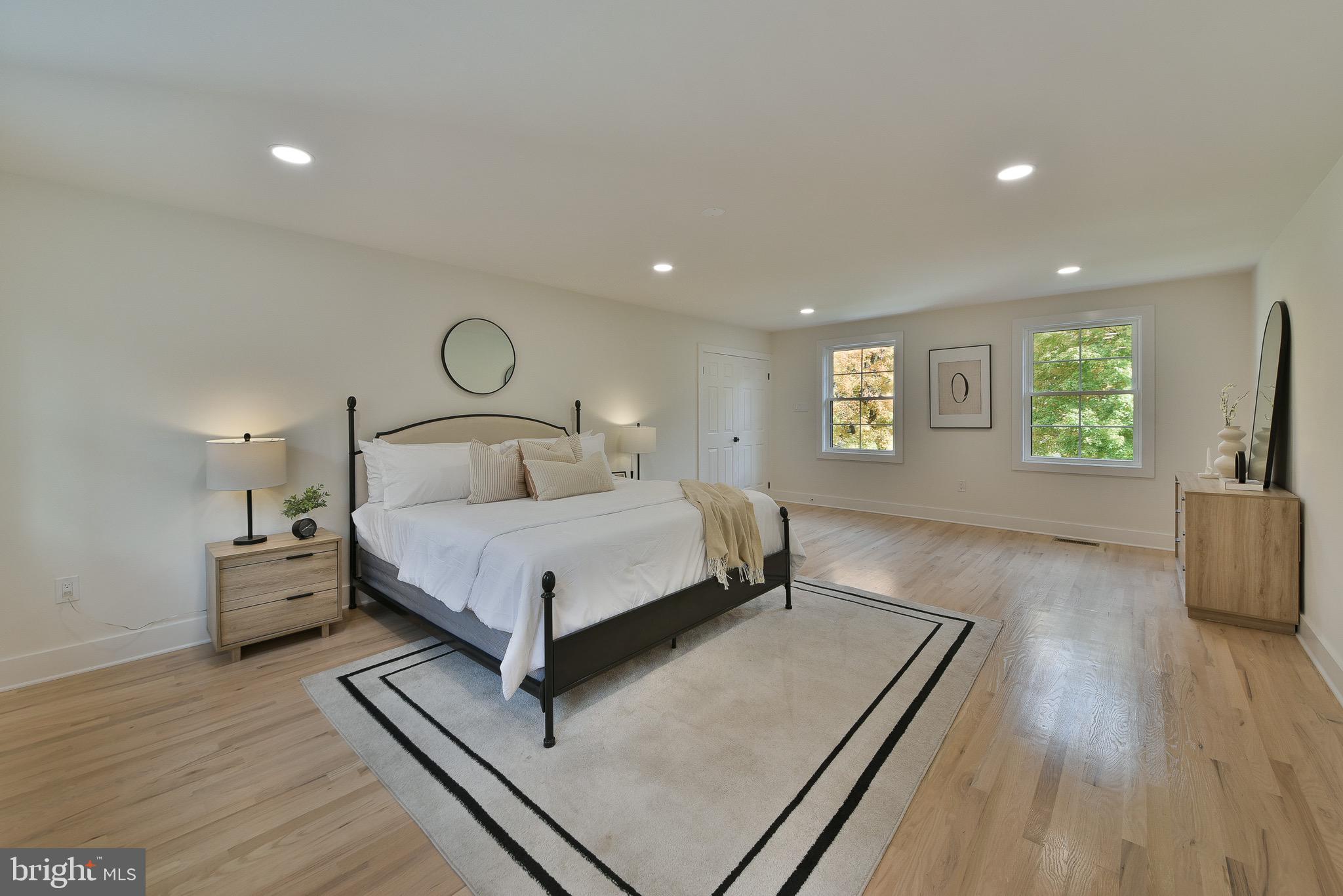 MIRROR LAKE FARMS - Residential