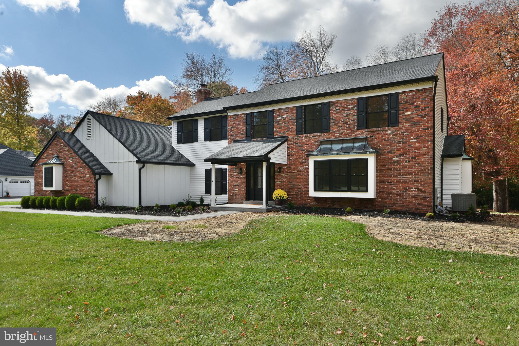 MIRROR LAKE FARMS - Residential