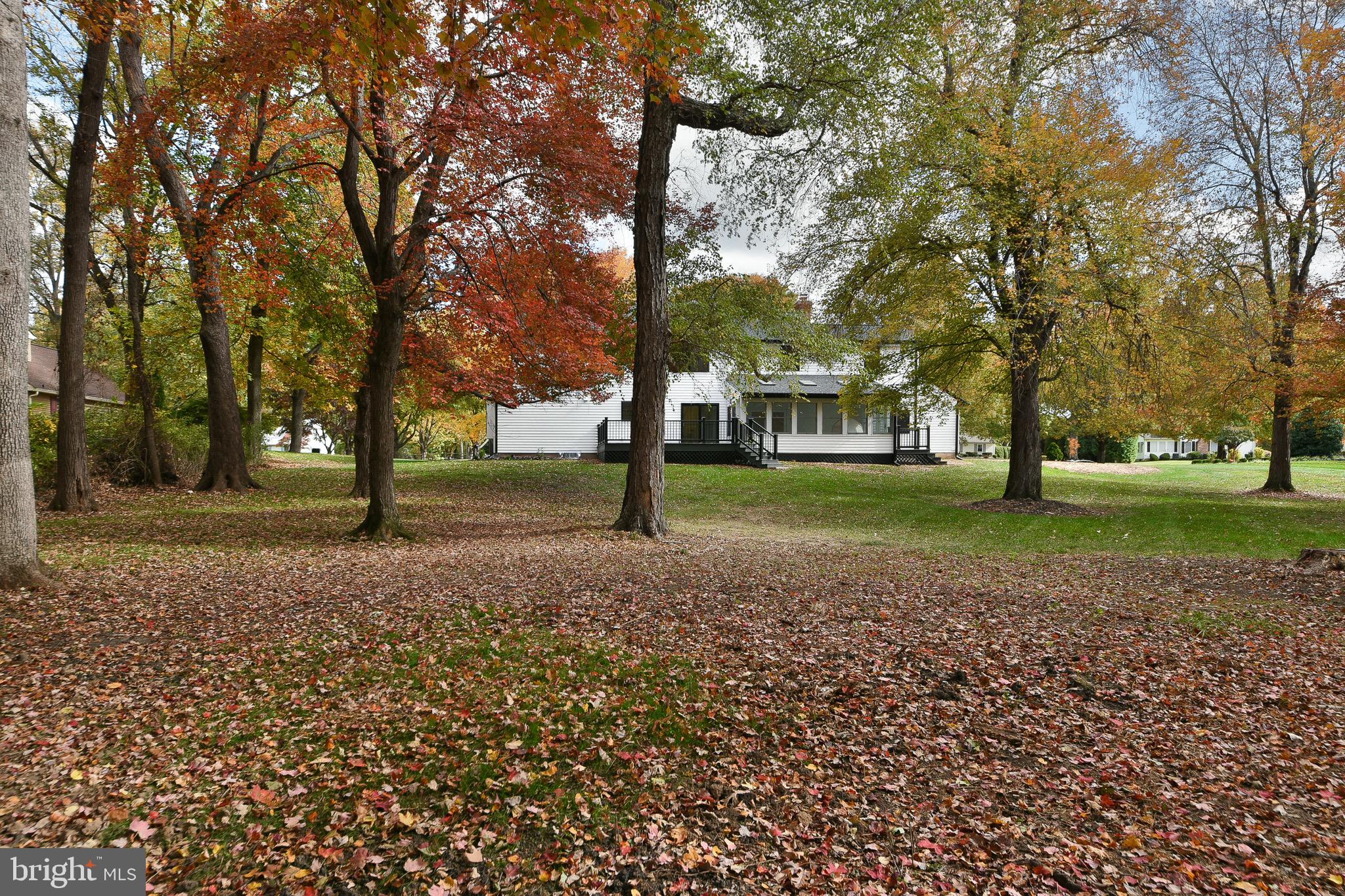 MIRROR LAKE FARMS - Residential